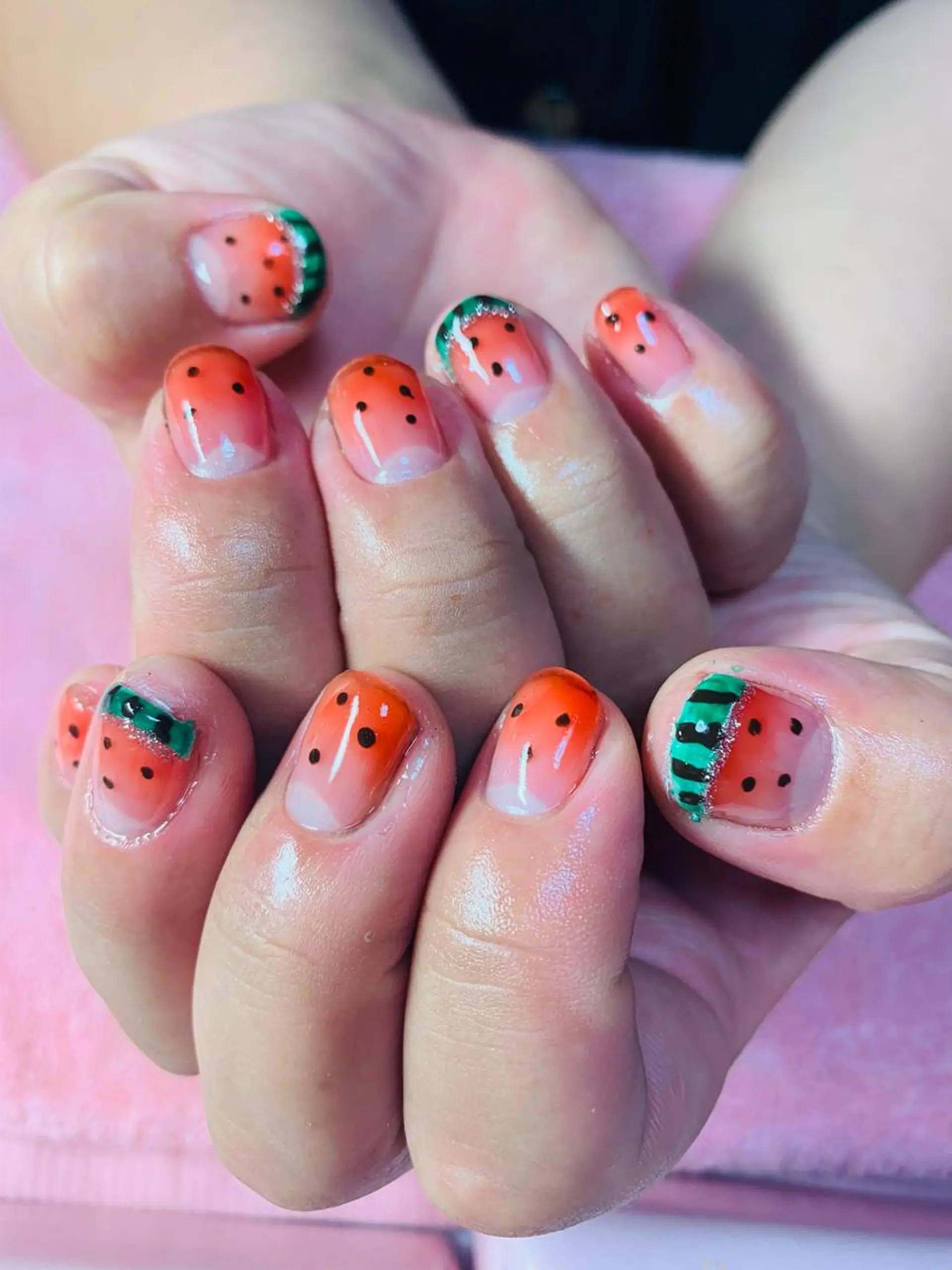 ネイル 池崎 美穂のネイルデザイン