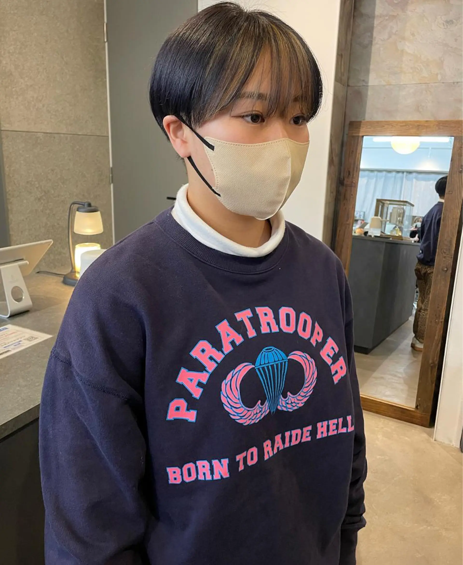 ショート カラー 原 菜帆のヘアスタイル