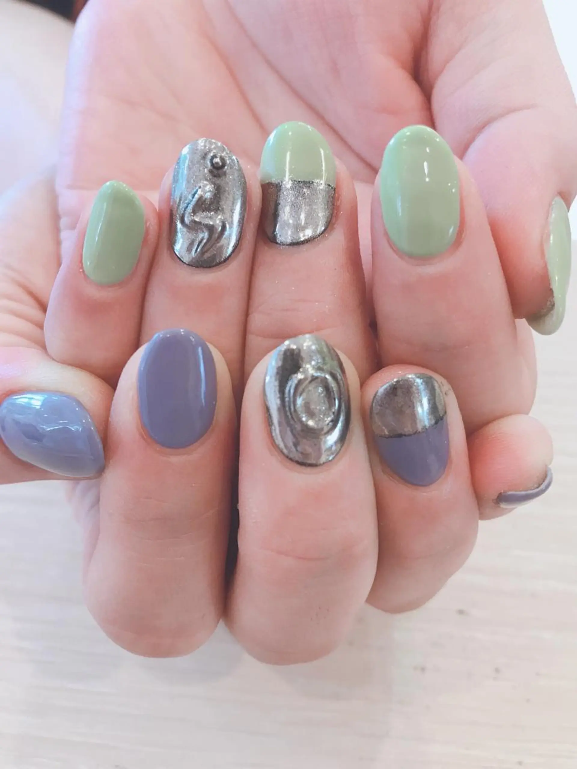 ネイル ネイルサロン トゥルースのネイルデザイン