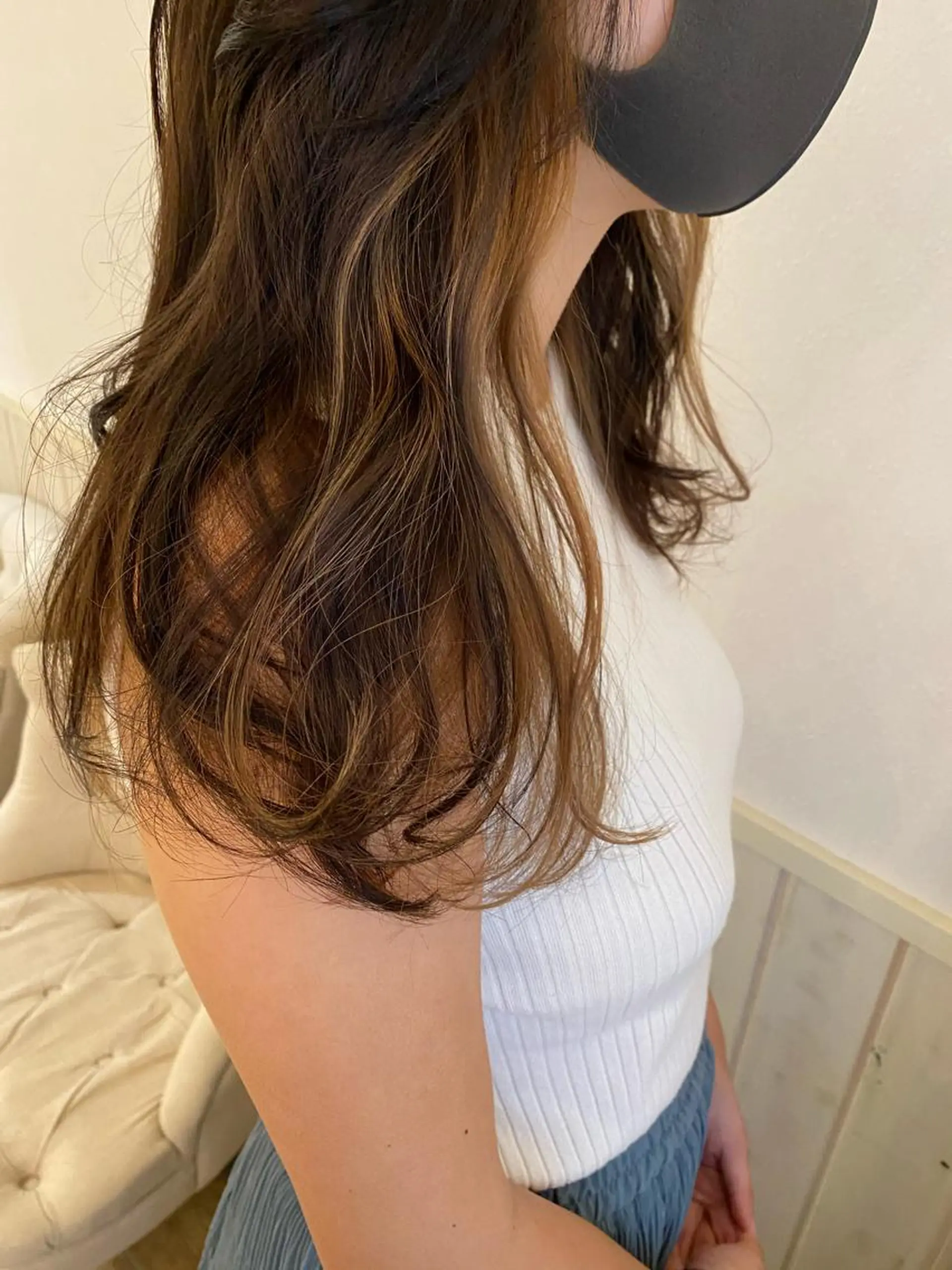 ロング カラー ヘアカラー 宮内 真乃のヘアスタイル