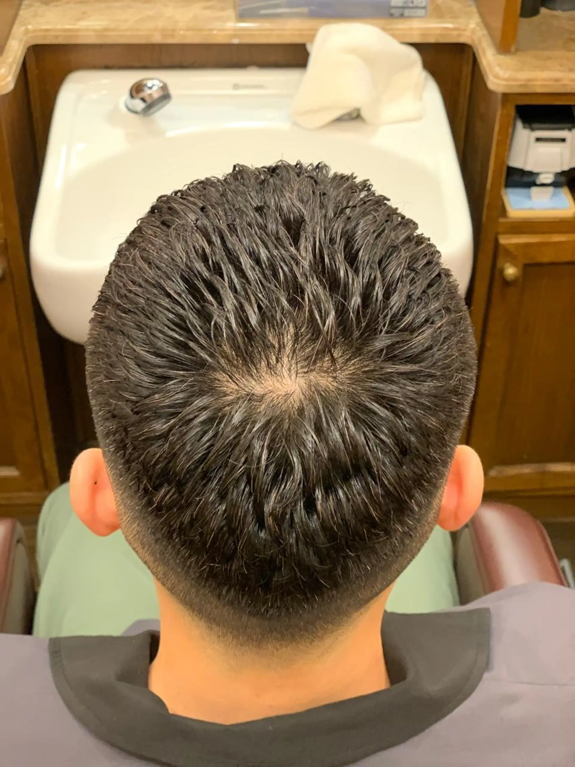 ショート HIRO銀座　バーバーショップ丸の内所属・ヒロ銀座 林のヘアスタイル