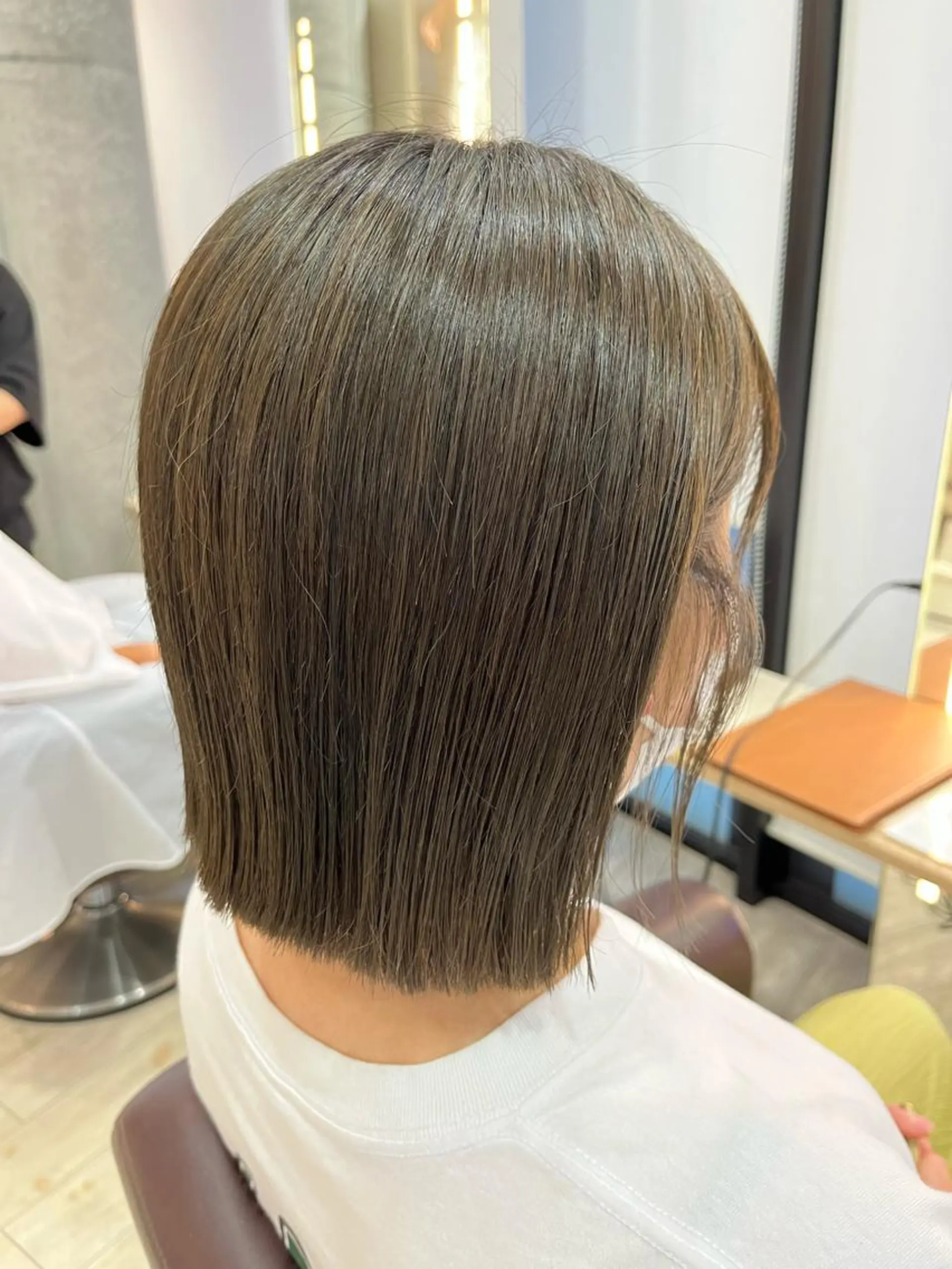 ショート カラー 切りっぱなしボブ ボブ カット ヘアカラー トリートメント サソウ ユリエ🥥のヘアスタイル