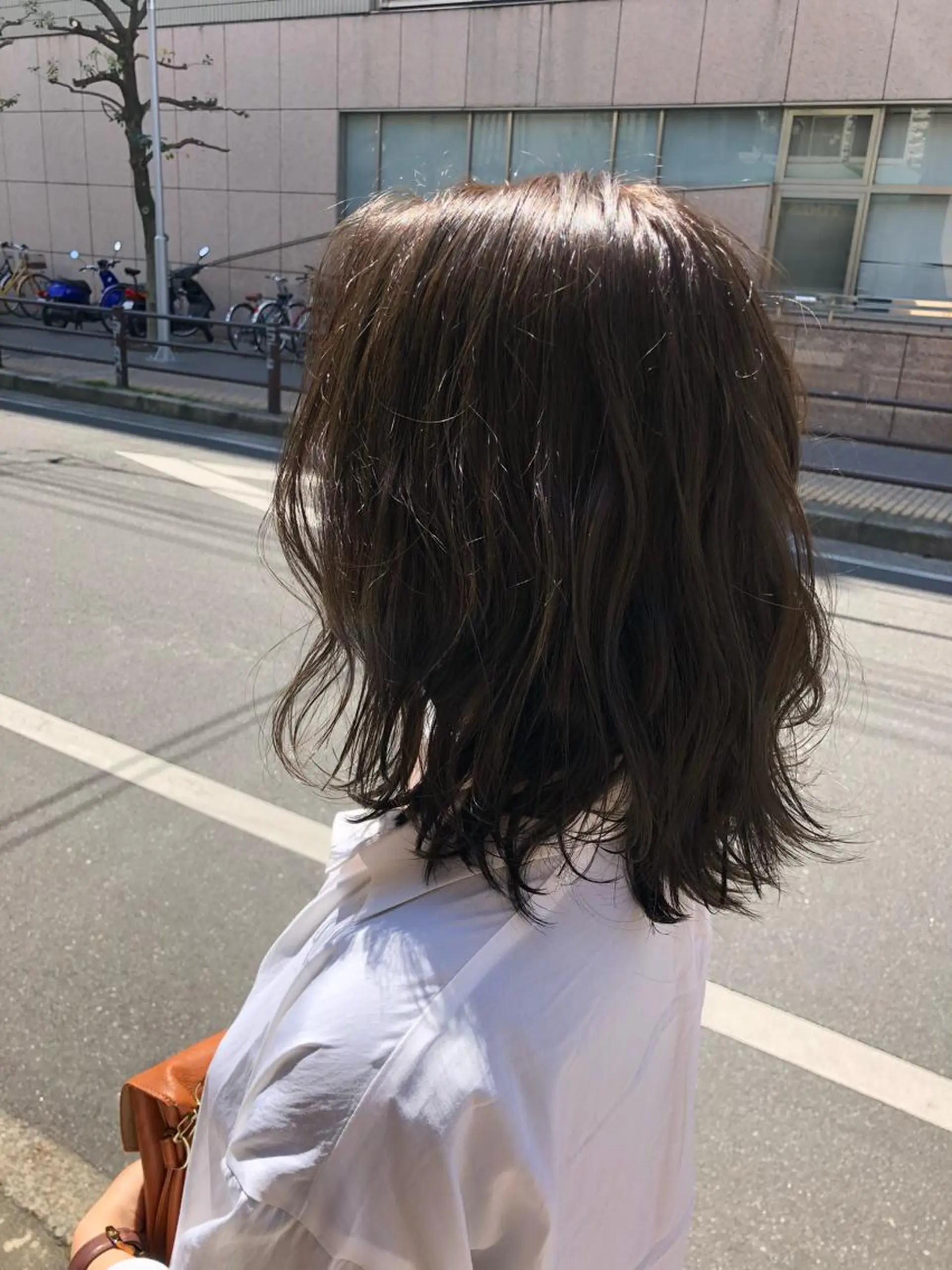 ミディアム カラー 國次 夕貴のヘアスタイル