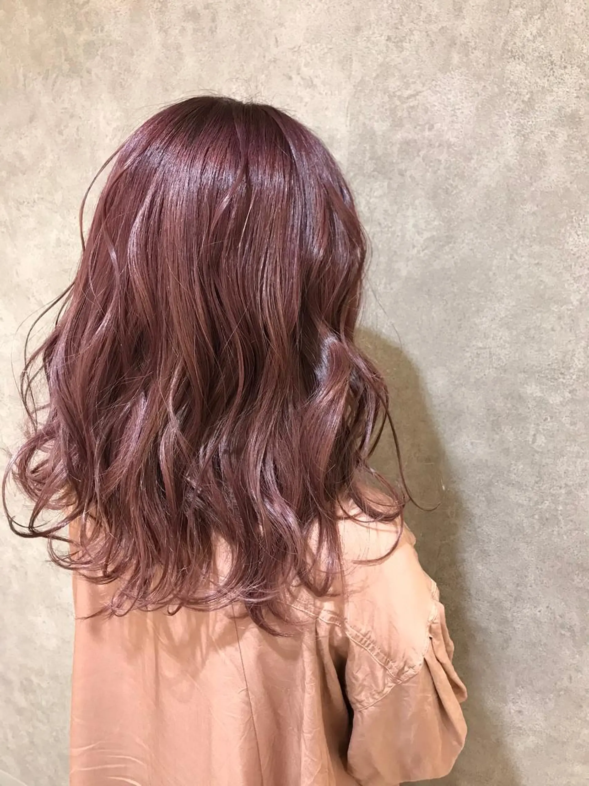 ロング カラー ブリーチ ピンクカラー Remember所属・🌼Remember MAE🌼のヘアスタイル