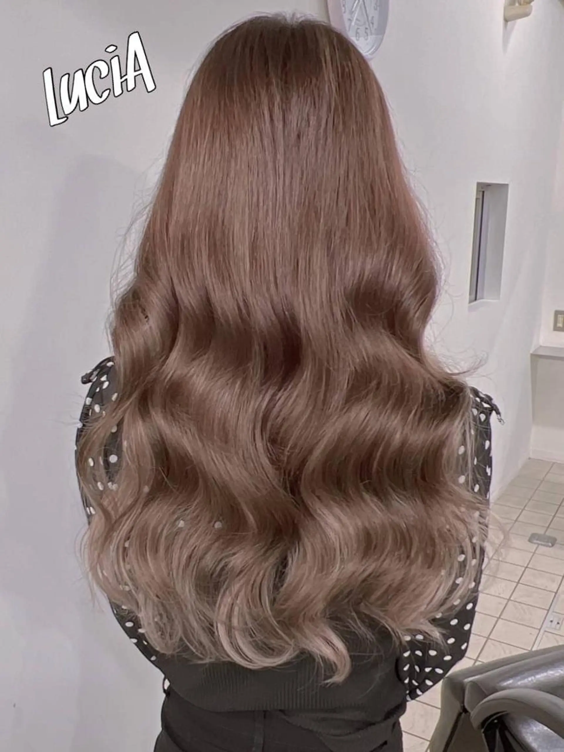 カラー ロング LuciA/エクステ カラーのヘアスタイル