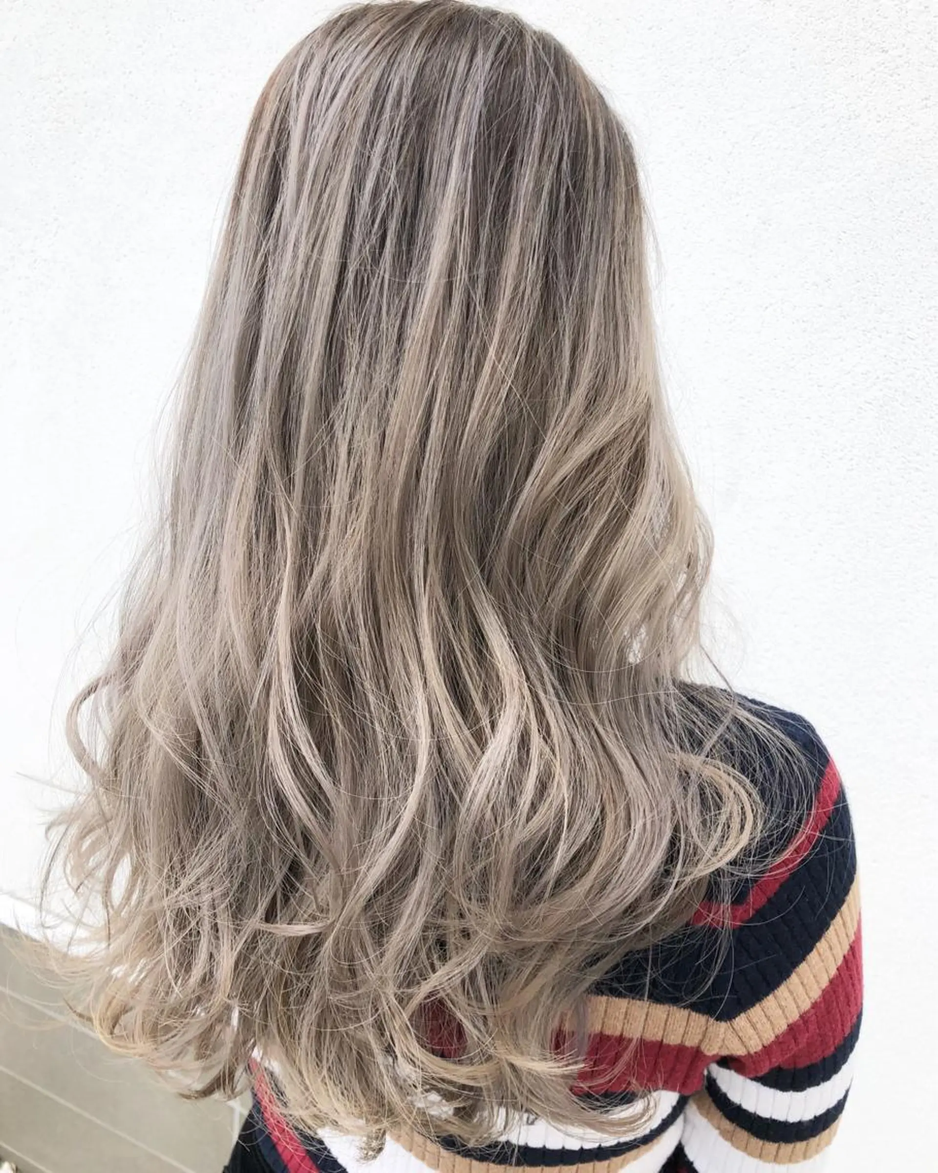 ロング カラー ヘアカラー 具志 正太のヘアスタイル