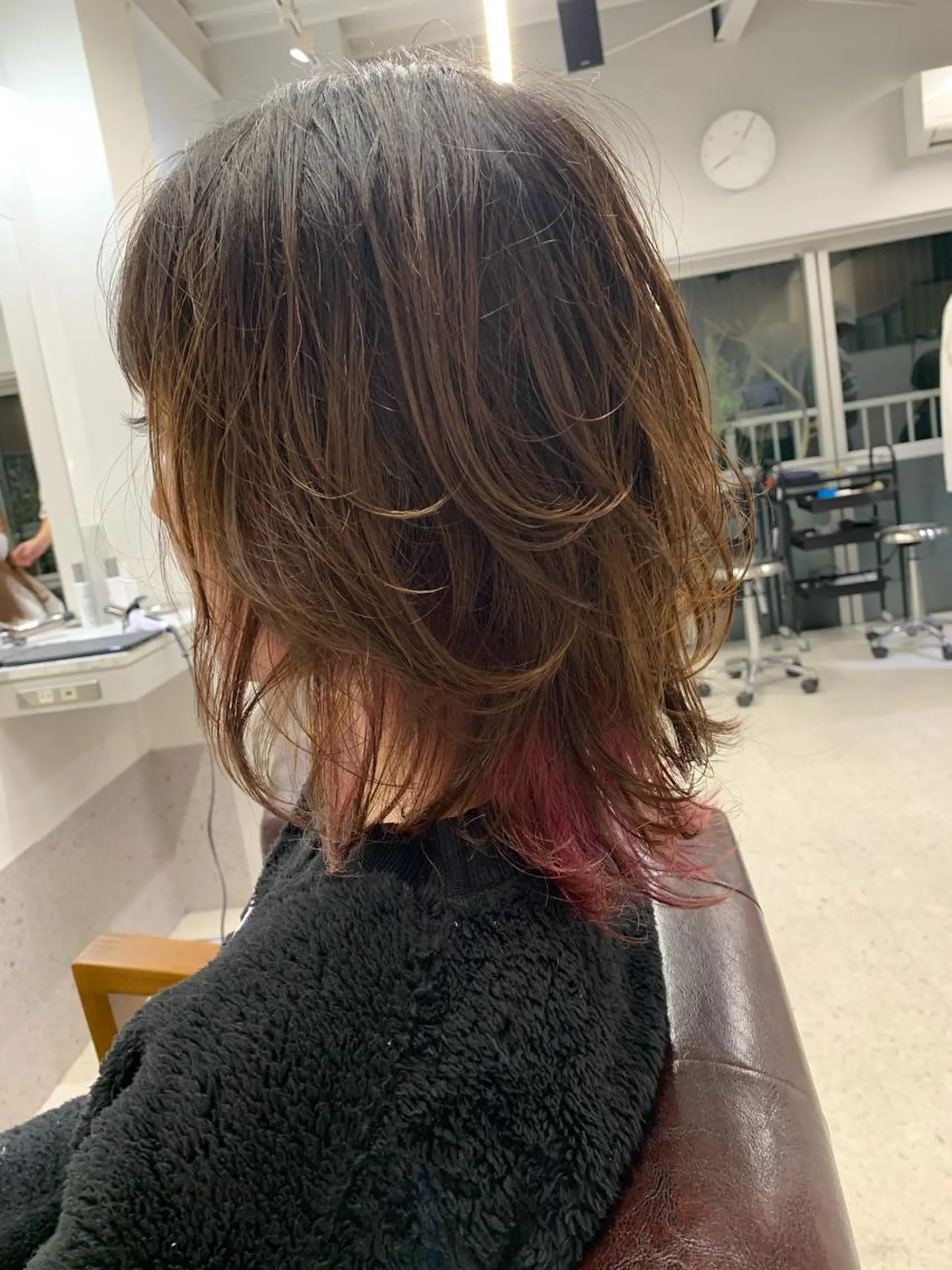 ミディアム レイヤーカット ウルフカット ウルフレイヤー ショート、ボブ特化 長島智彦のヘアスタイル