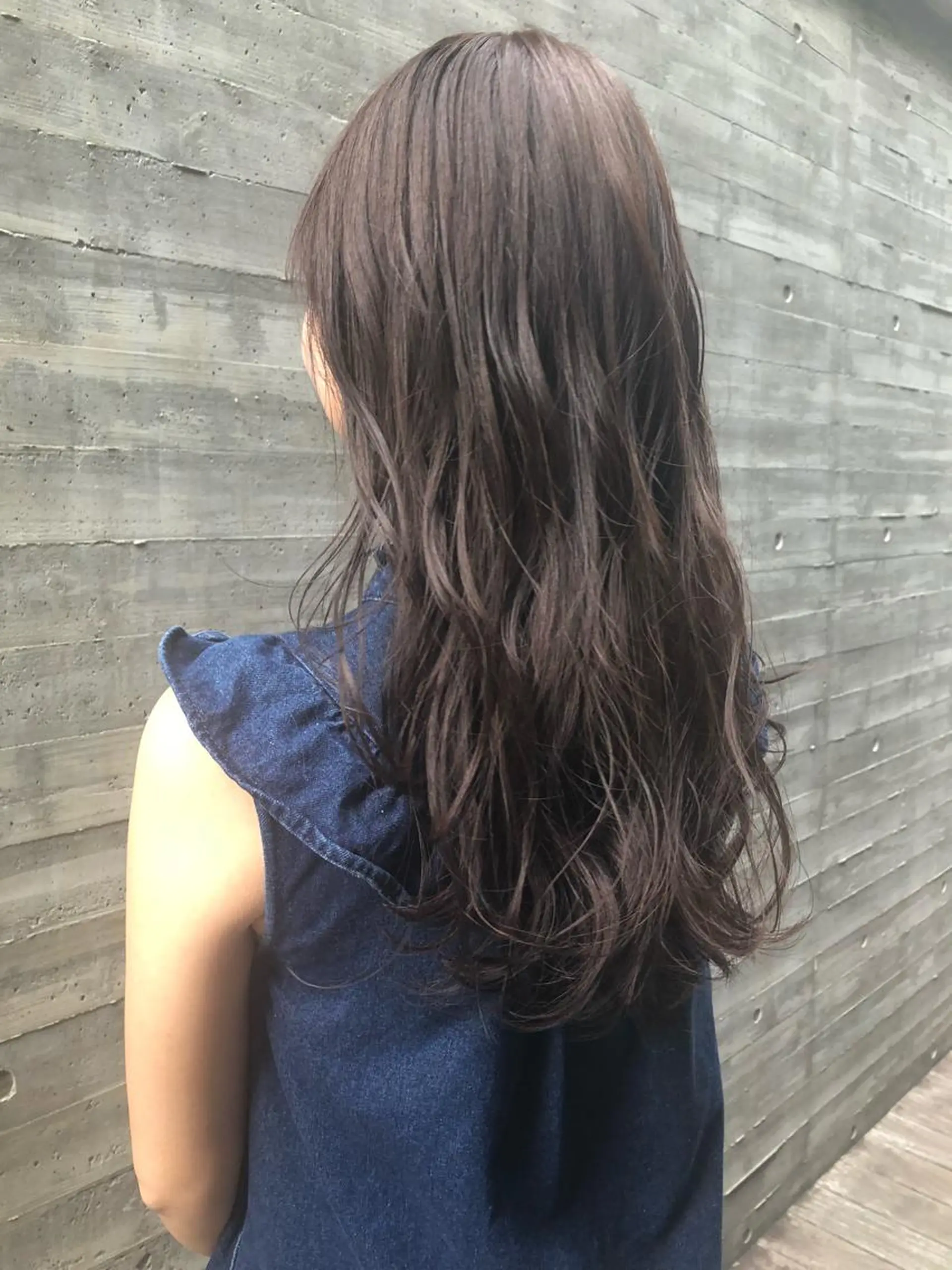 ミディアム カラー パーマ ヘアアレンジ ミディアムパーマ apish aoyama所属・武 愛子の眉毛・アイブロウイメージ