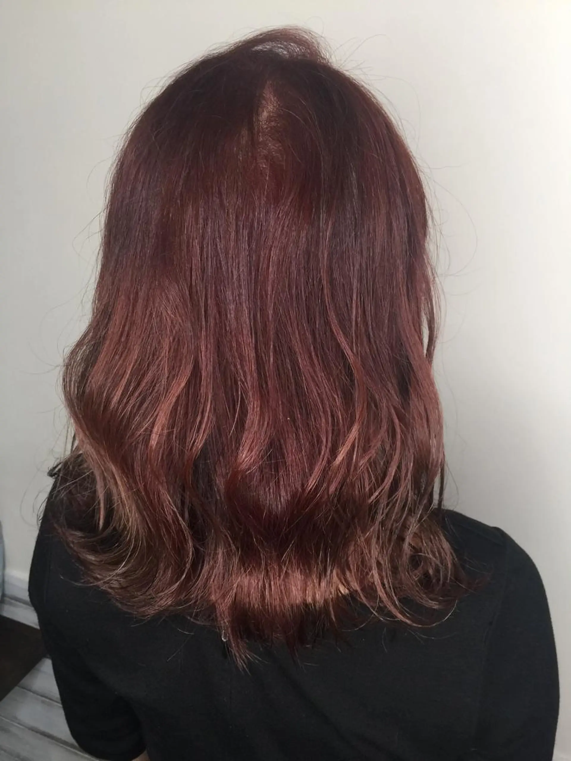 セミロング カラー ピンクカラー 店長 奈須 雄紀のヘアスタイル