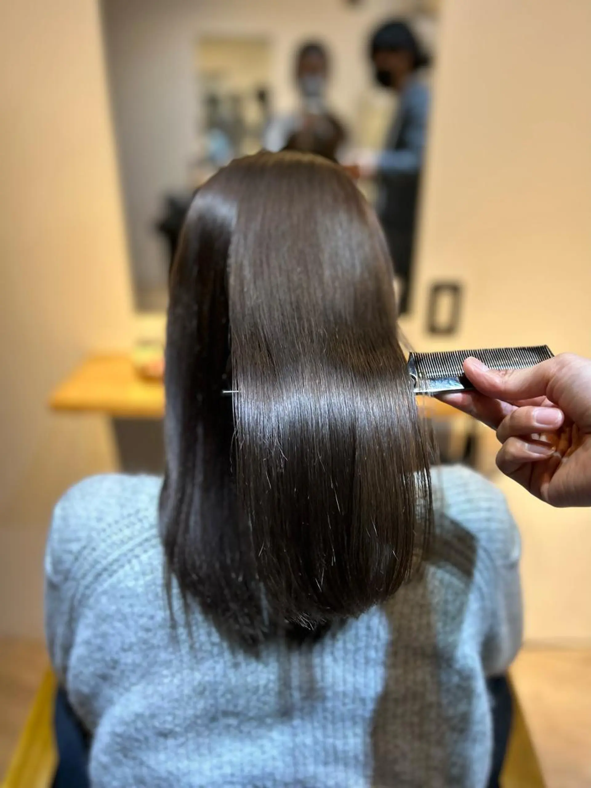 セミロング 縮毛矯正 O'u所属・SASAKI NOAのヘアスタイル