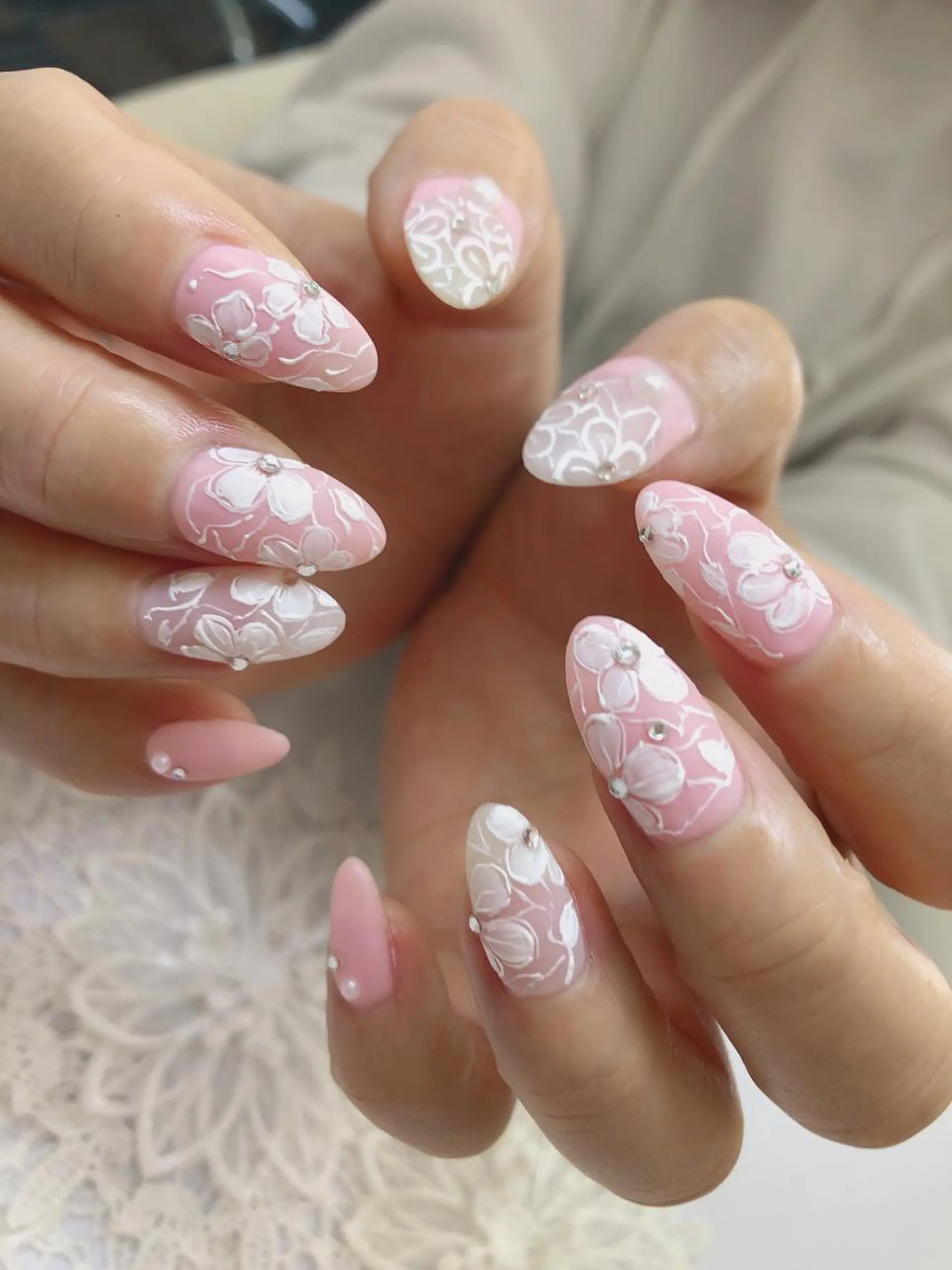 ネイル Flowerネイルサロン所属・. yukiのネイルデザイン