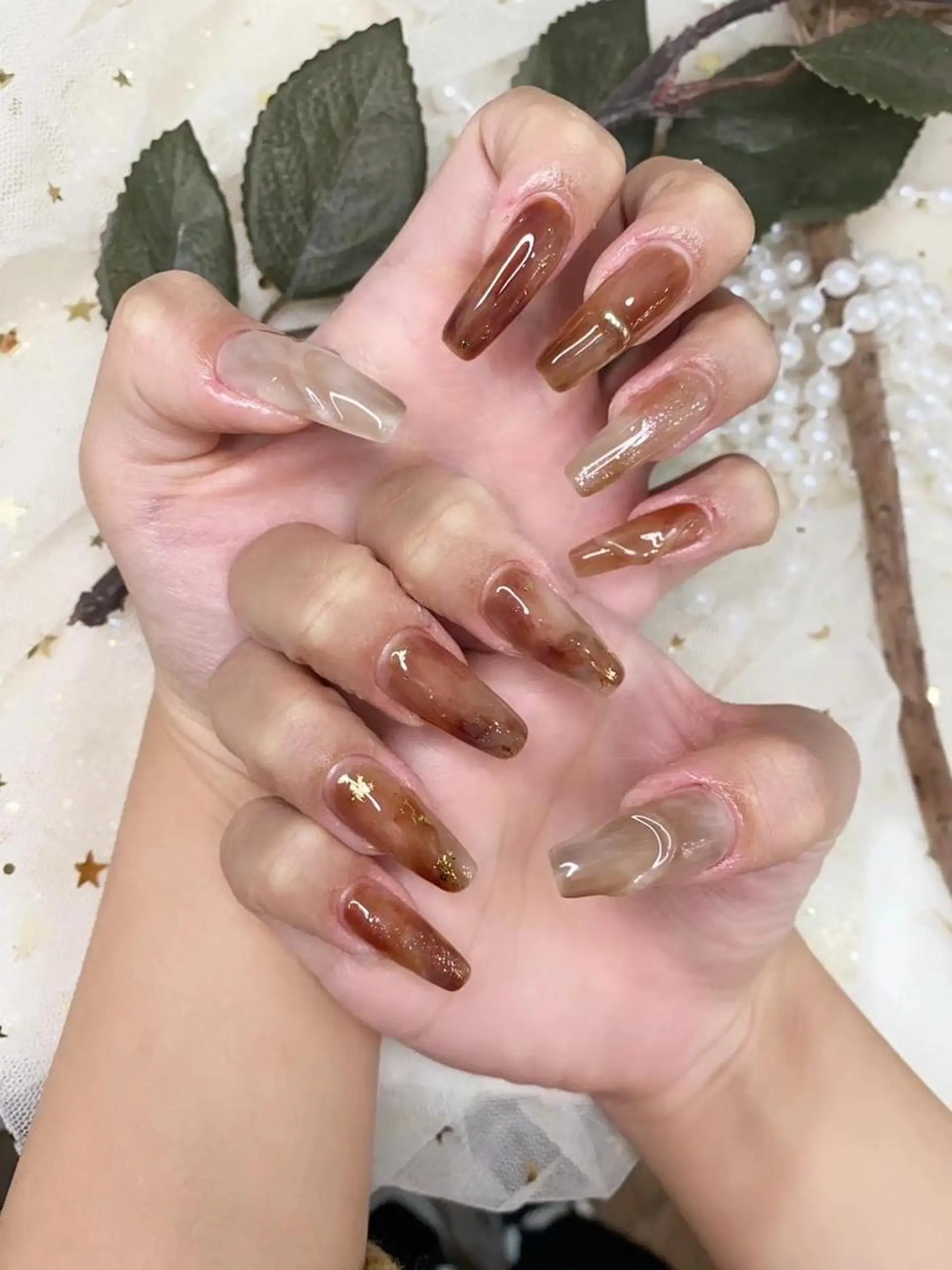 ネイル アートネイル ブラウン ニュアンスネイル Babarla Nailのネイルデザイン