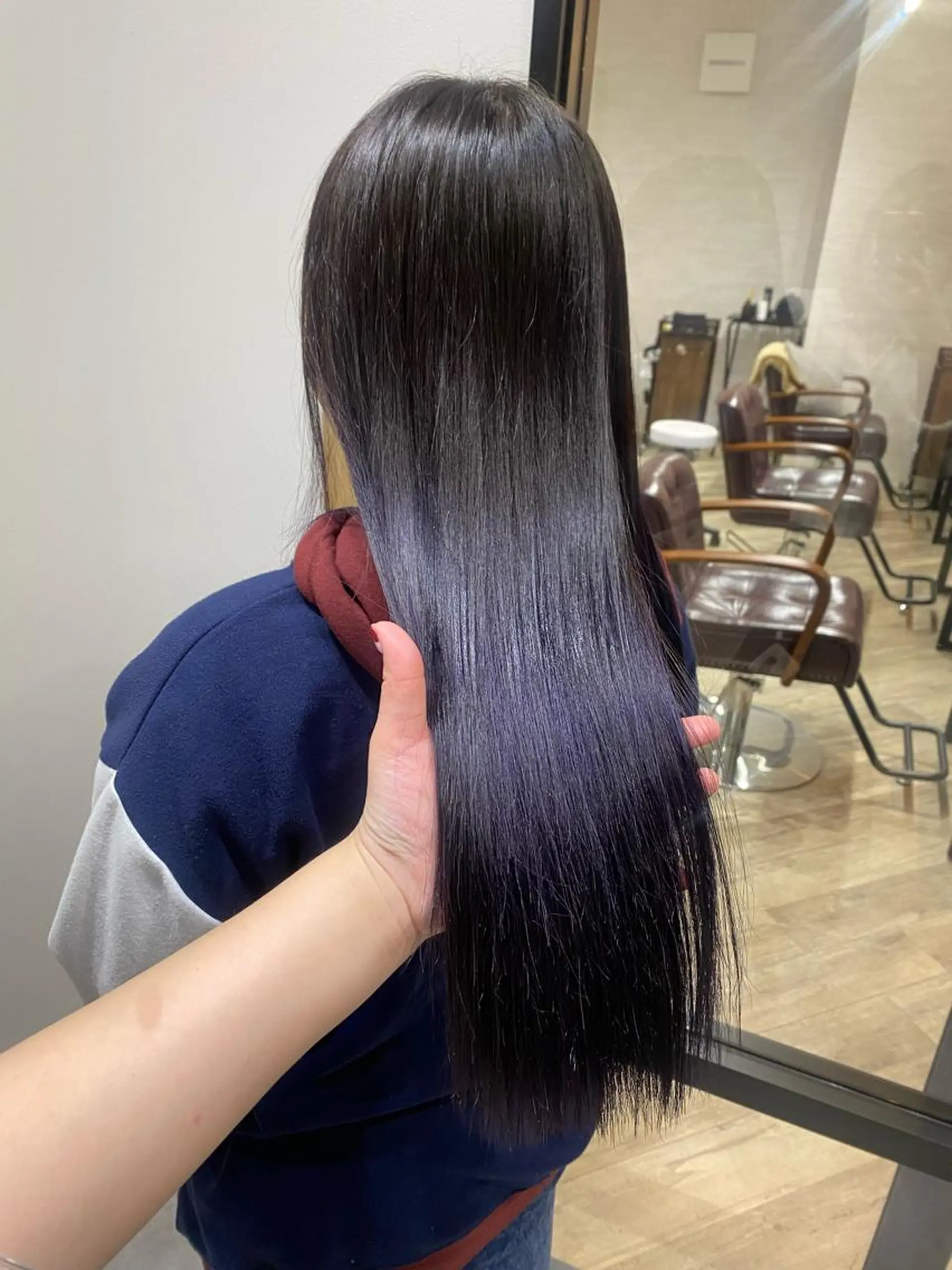 ロング カラー ブリーチ 透明感カラー カット ヘアカラー トリートメント 🍑艶髪✖️暖色系 ✨momoka🍑のヘアスタイル