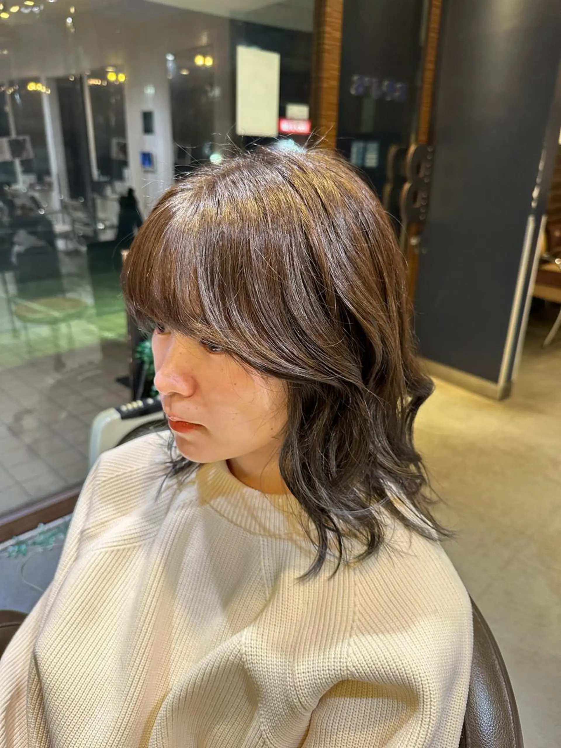 ミディアム カラー パーマ ヘアアレンジ メンズ キッズ ネイル マツエク・マツパ アイブロウ ミディアムレイヤー メンズバレイヤージュ メンズブリーチ メンズハイライト メンズインナーカラー 🌈髪質改善TR 艶カラーユウダイ🌈のヘアスタイル