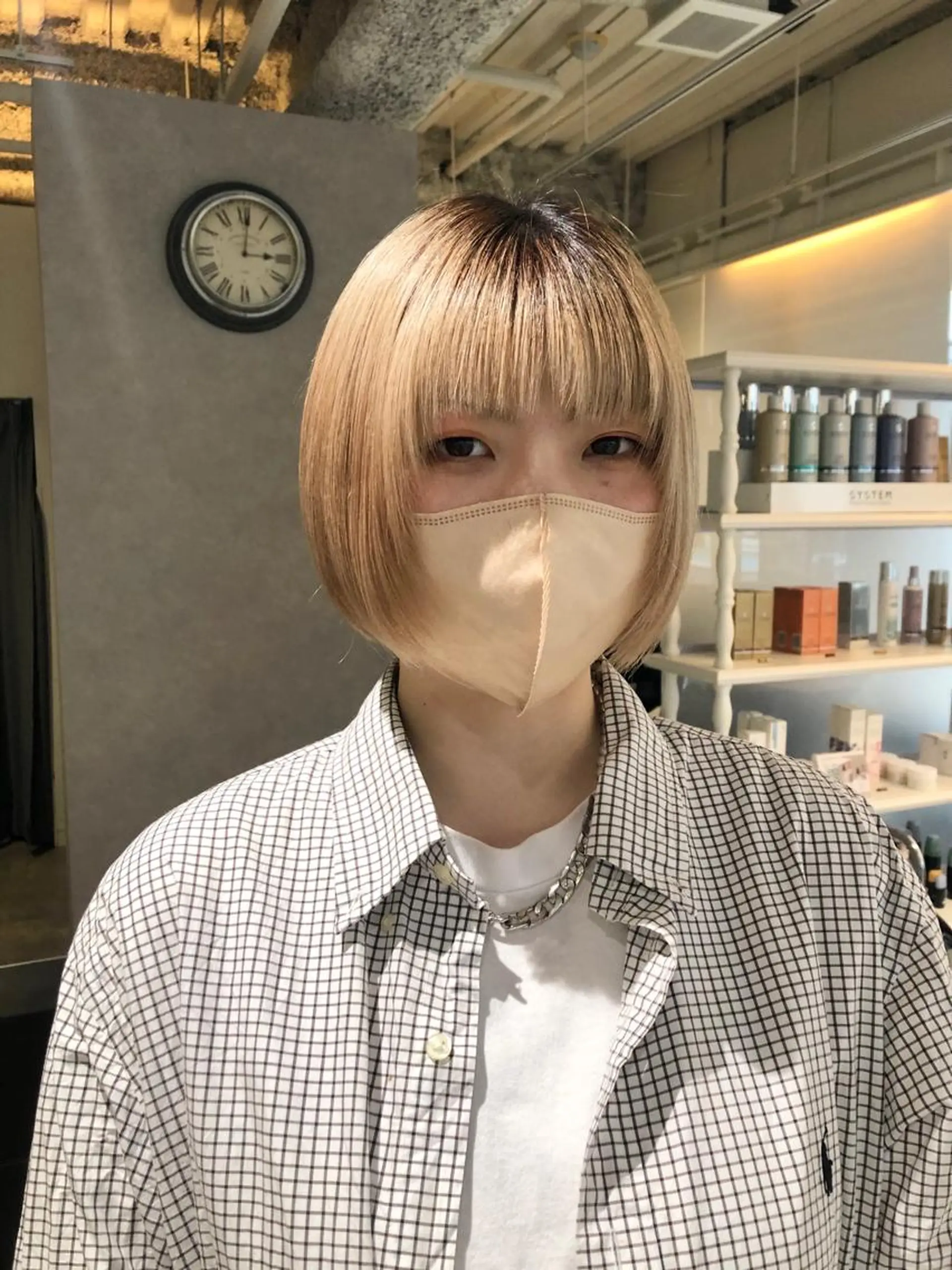 ショート 切りっぱなしボブ ボブレイヤー ボブ 顔まわりレイヤー 顔周りカット ショート/パーマ/ カラー/FUKOのヘアスタイル