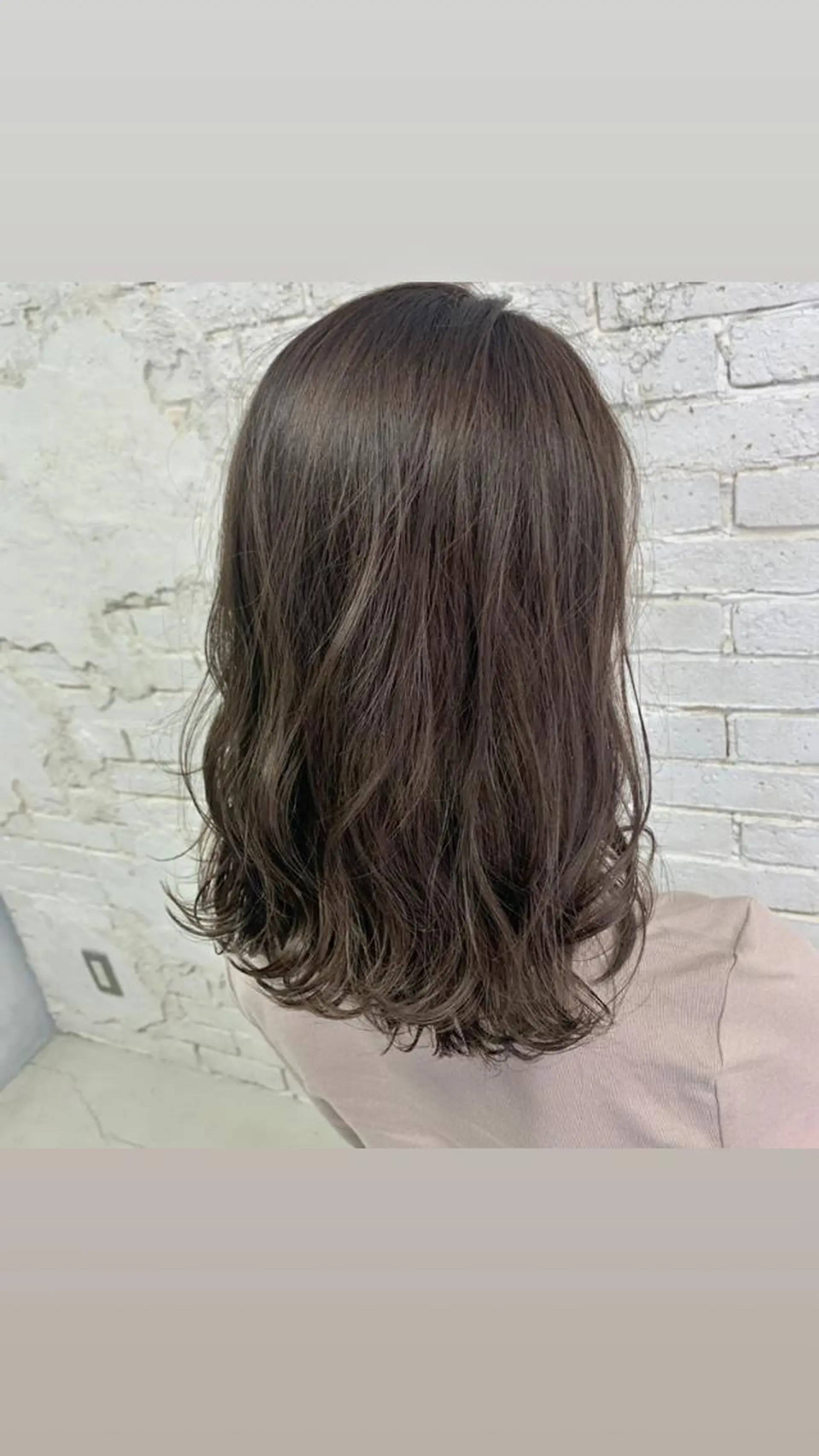 ミディアム カラー ヘアアレンジ キッズ ネイル マツエク・マツパ ブリーチ グレージュ モカグレージュ ブリーチなしカラー マットネイル nameless髪質 改善ブリーチ心斎橋のヘアスタイル