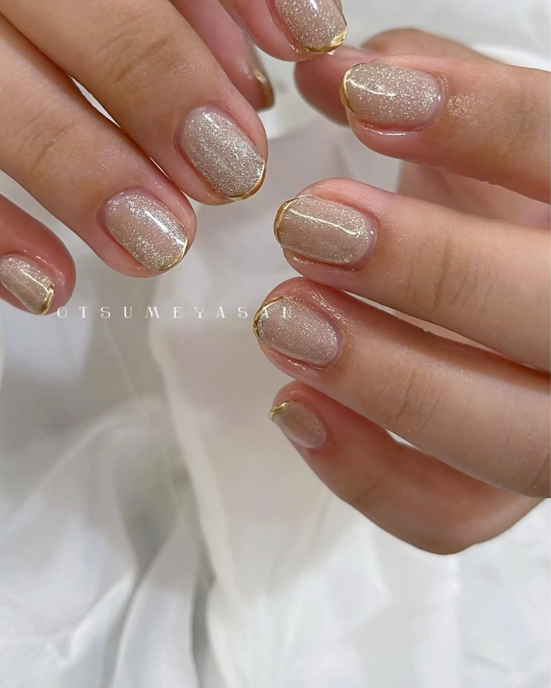 ネイル オーロラネイル ジェルネイル 韓国ネイル マグネットネイル ミラーネイル otsumeyasan所属・わたなべ ちかのネイルデザイン