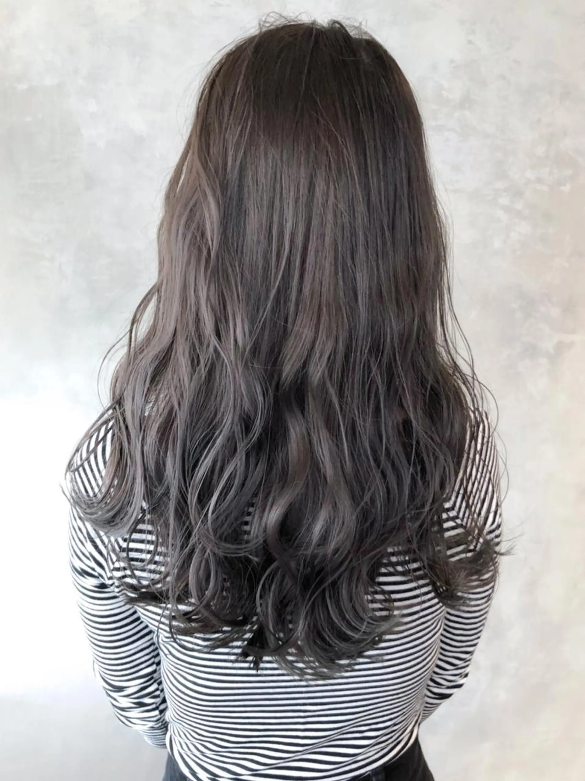 セミロング カラー パーマ ヘアアレンジ グレージュ ITbyALBUM 中野店のヘアスタイル