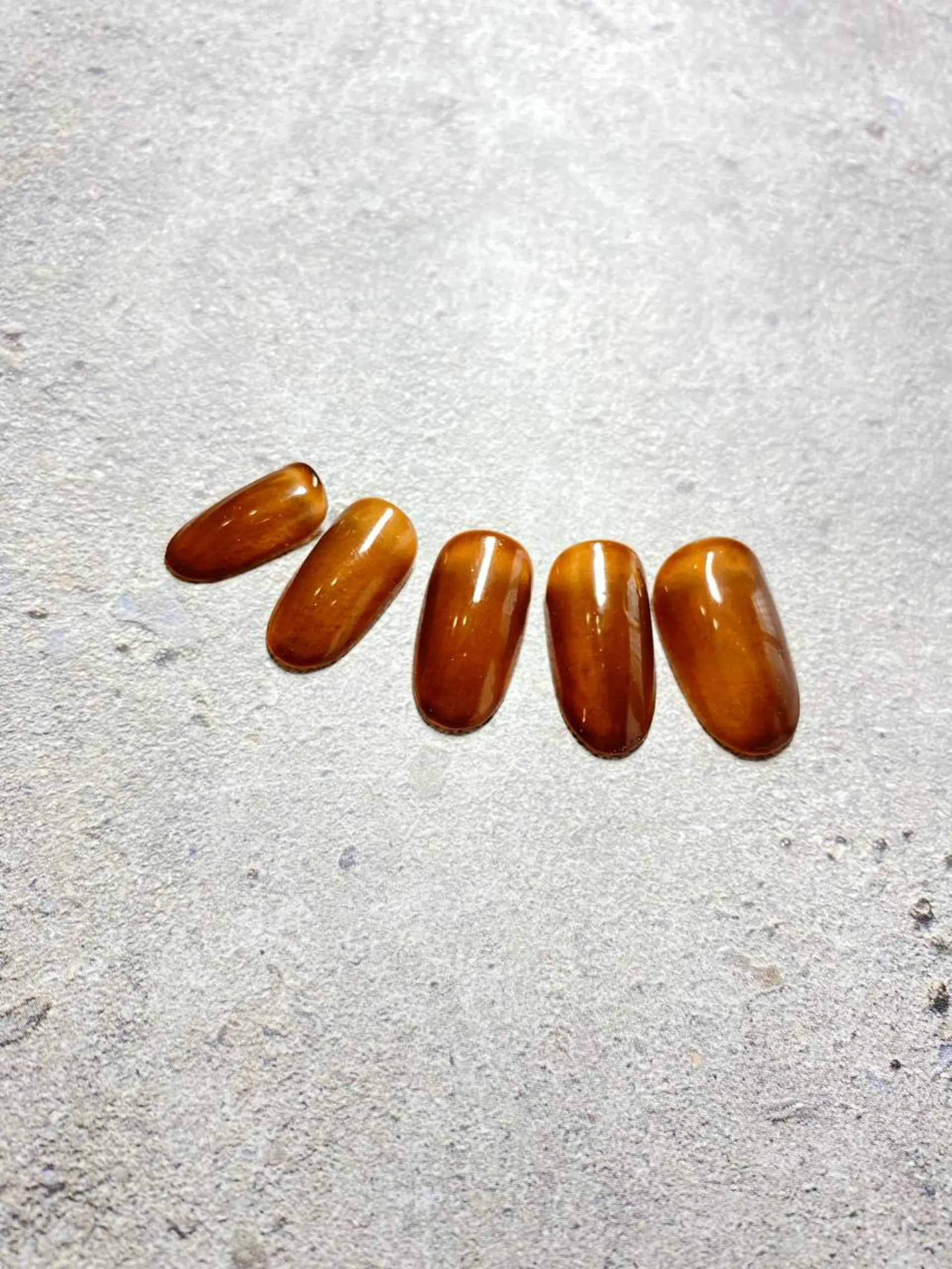 ネイル LEBRON Beautyのマツエク・マツパデザイン