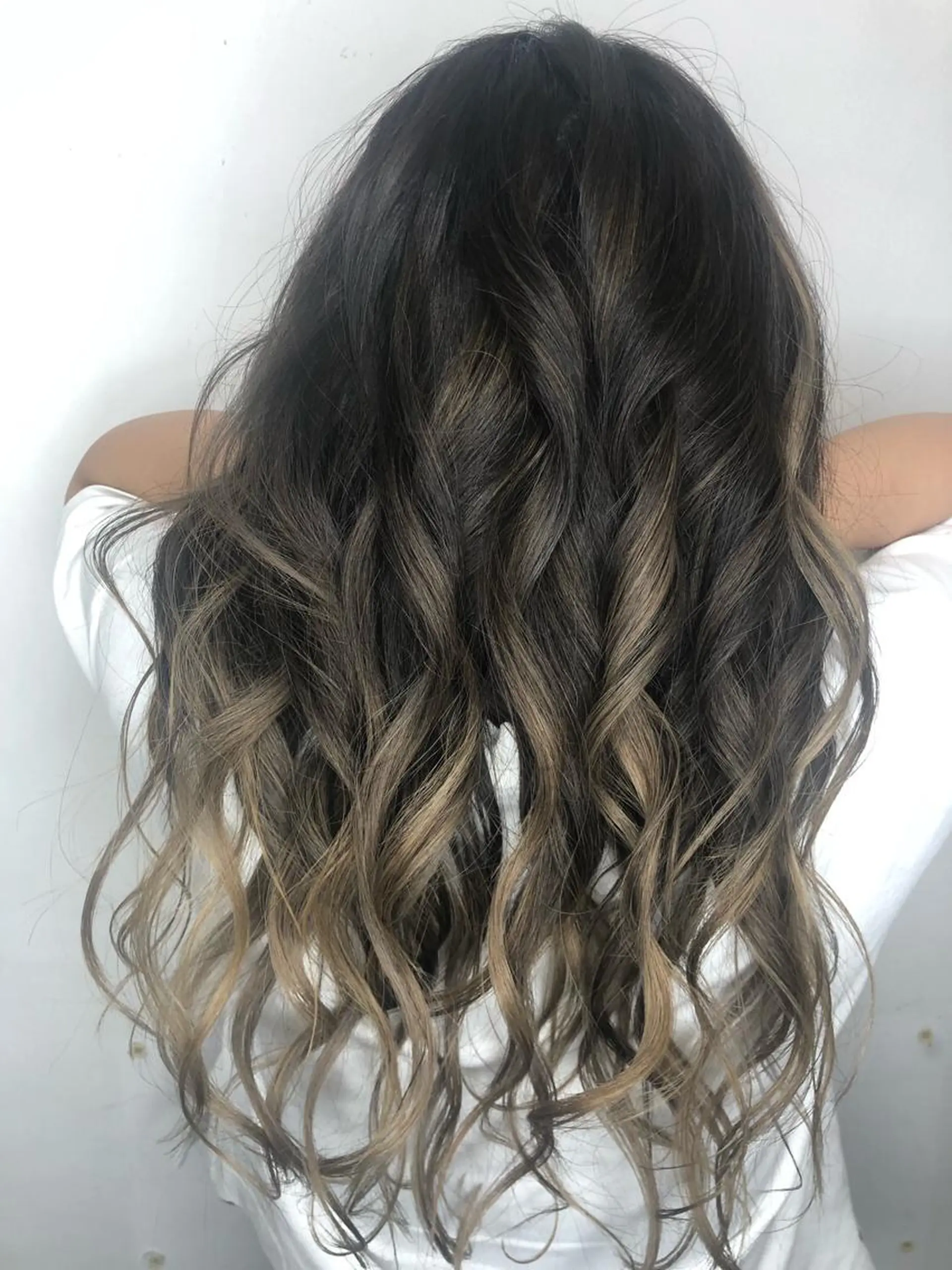 ロング ヘアカラー 艶髪職人 山本隼正のヘアスタイル