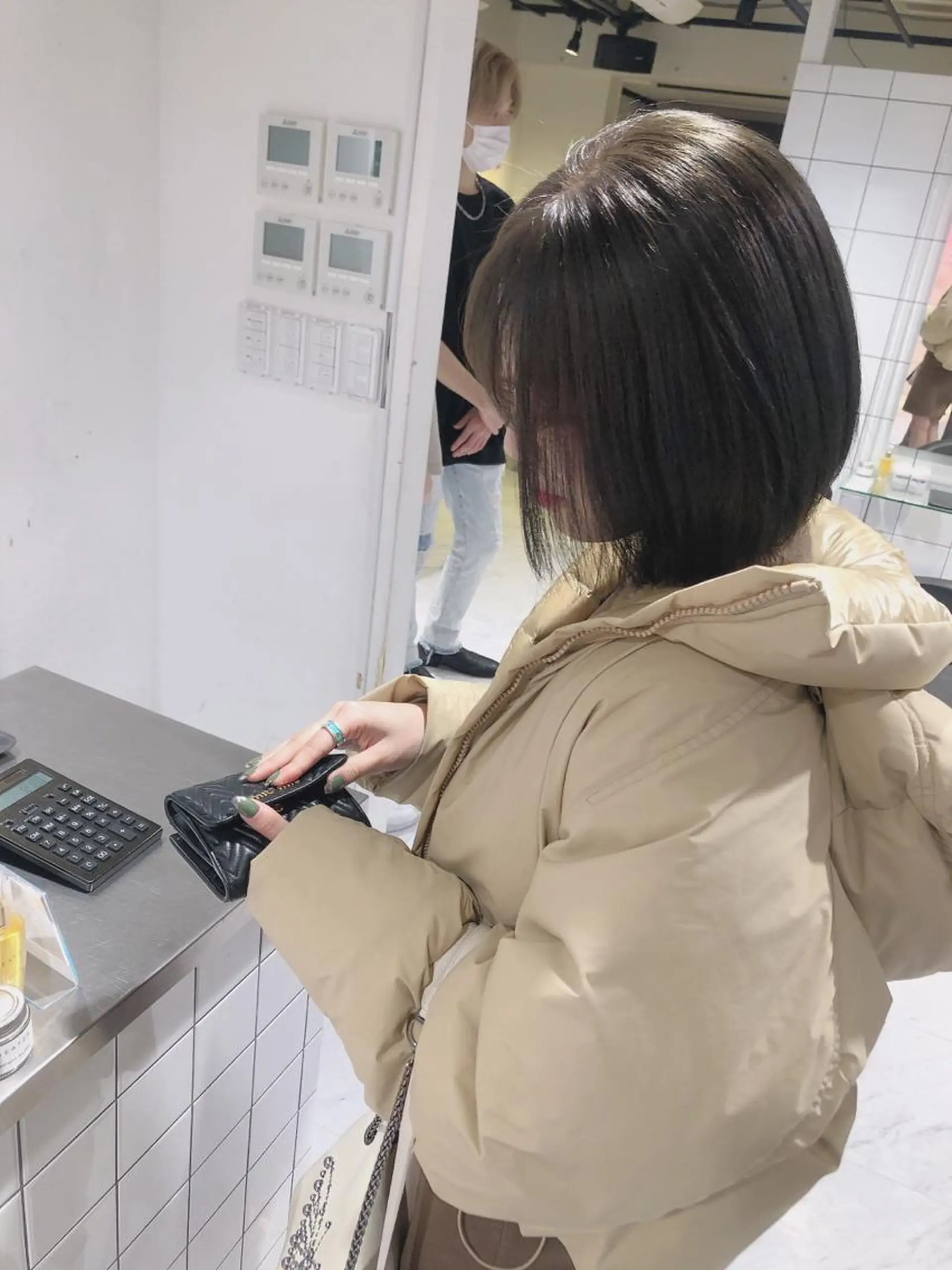 ショート カラー ヘアアレンジ ベージュカラー オリーブベージュ 髪質改善 トリートメント 外苑前NO.1艶髪 透明感カラーのヘアスタイル