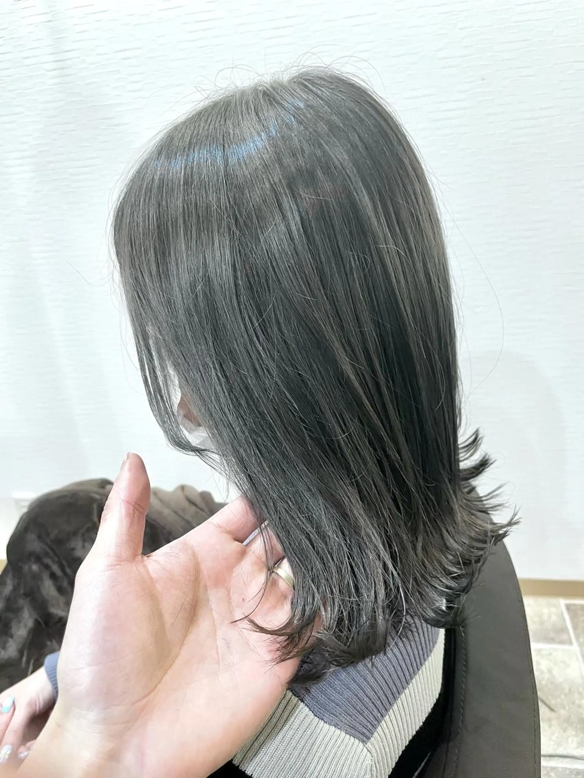 ミディアム SALOWIN心斎橋Suite店所属・ブリーチ毛にもできる 縮毛矯正|鷹司郎のヘアスタイル