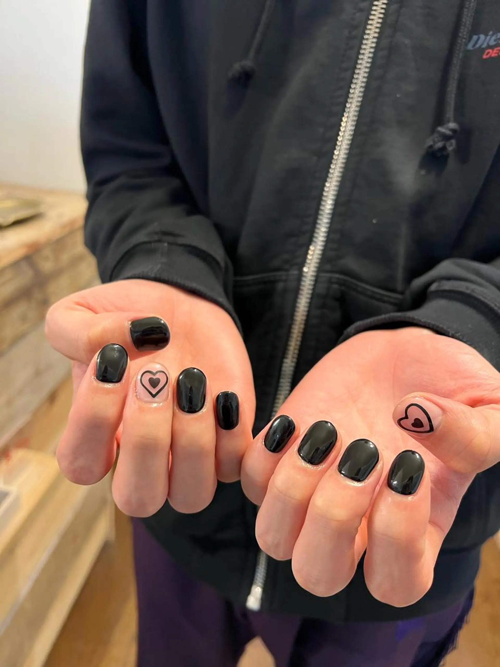 ネイル ハンドネイル フットネイル ハンドケア Nes.Nail所属・Miyagi Asamiのネイルデザイン