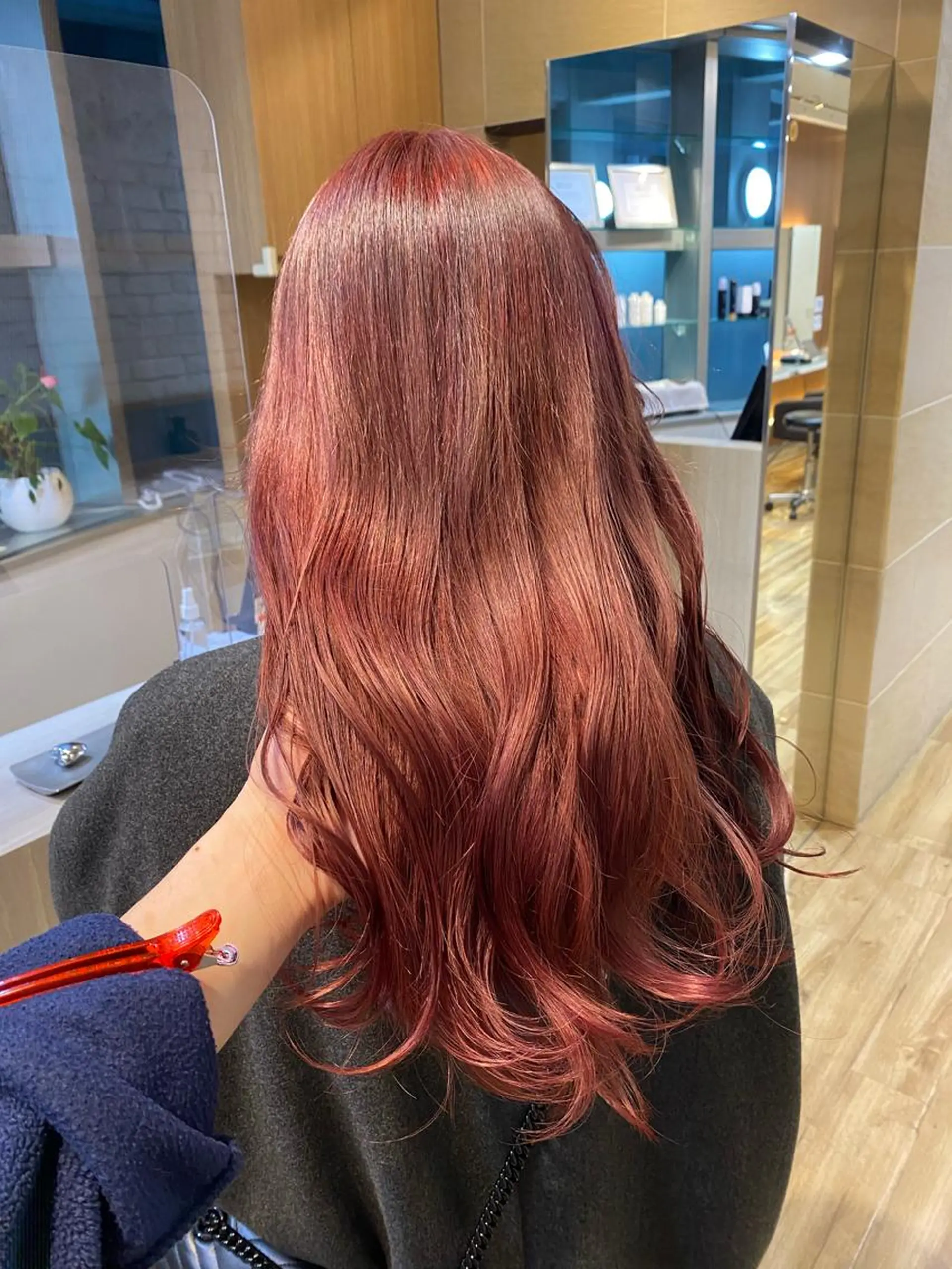 ロング ヘアカラー トリートメント レイヤーカット /透明感/千葉怜寿のヘアスタイル