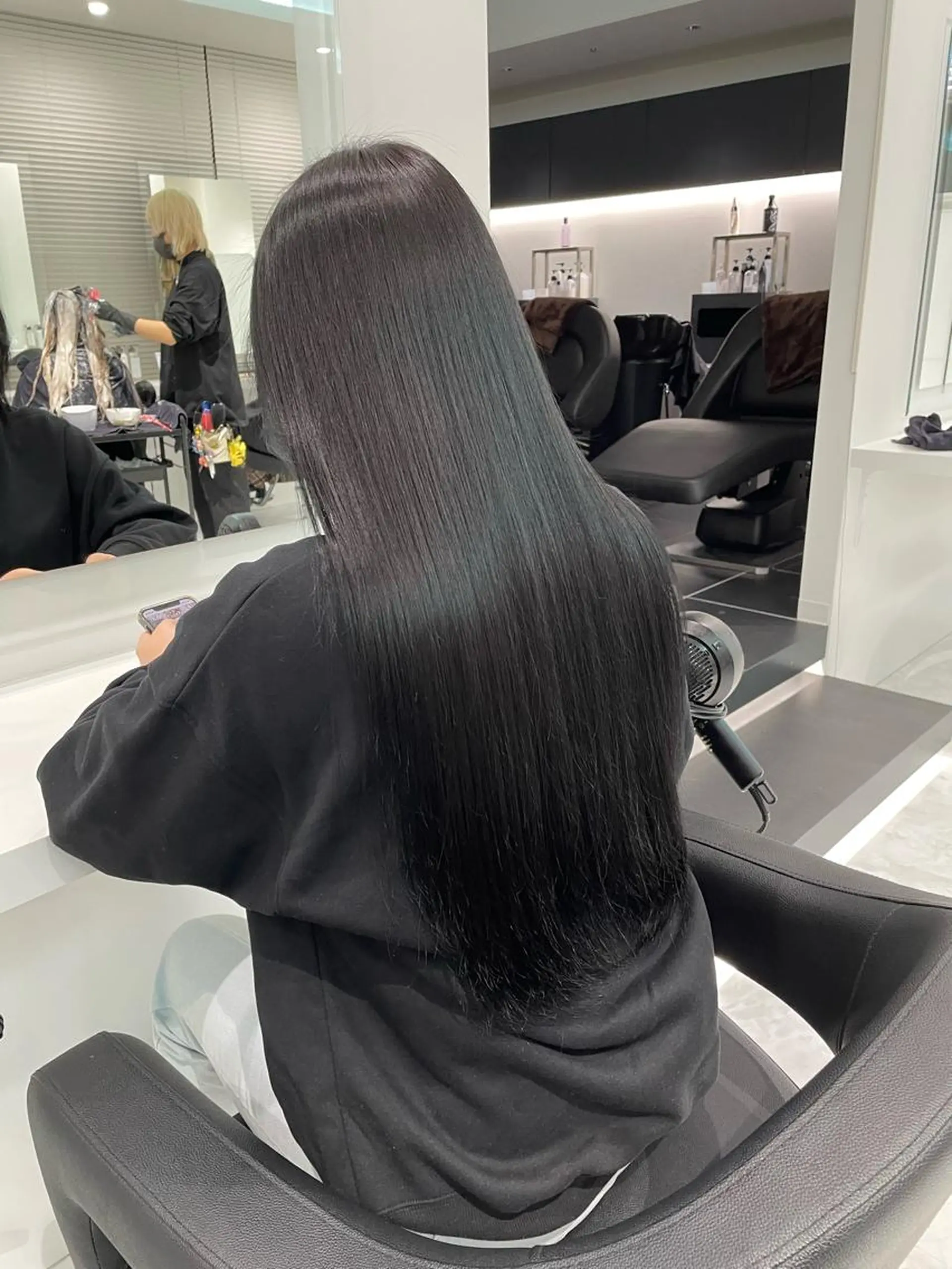 カラー ヘアカラー 淡色カラー 🫧NAOYA 🫧のヘアスタイル