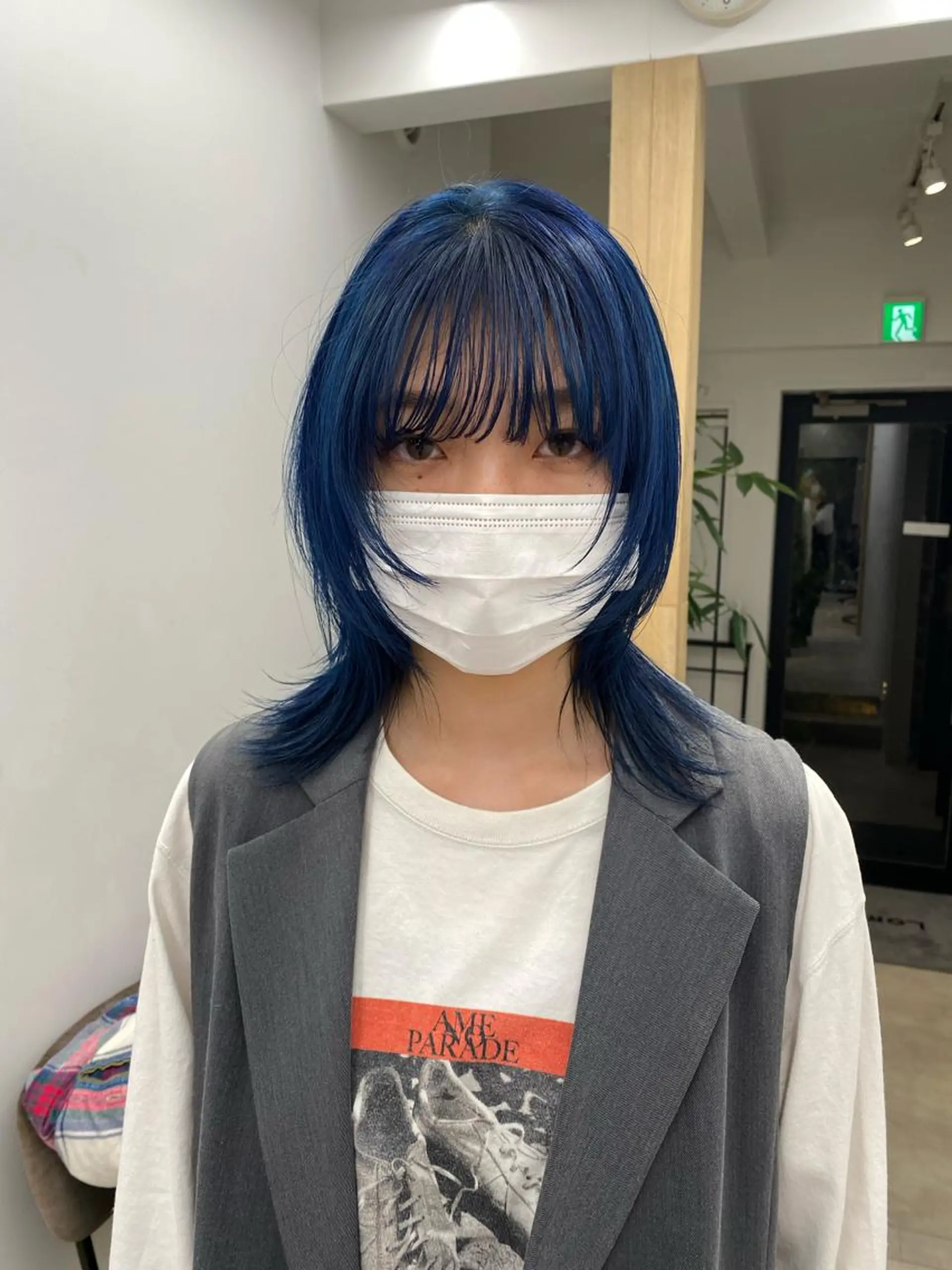 セミロング カラー ブルーカラー 艶カラー 🤍🫧/makoのヘアスタイル