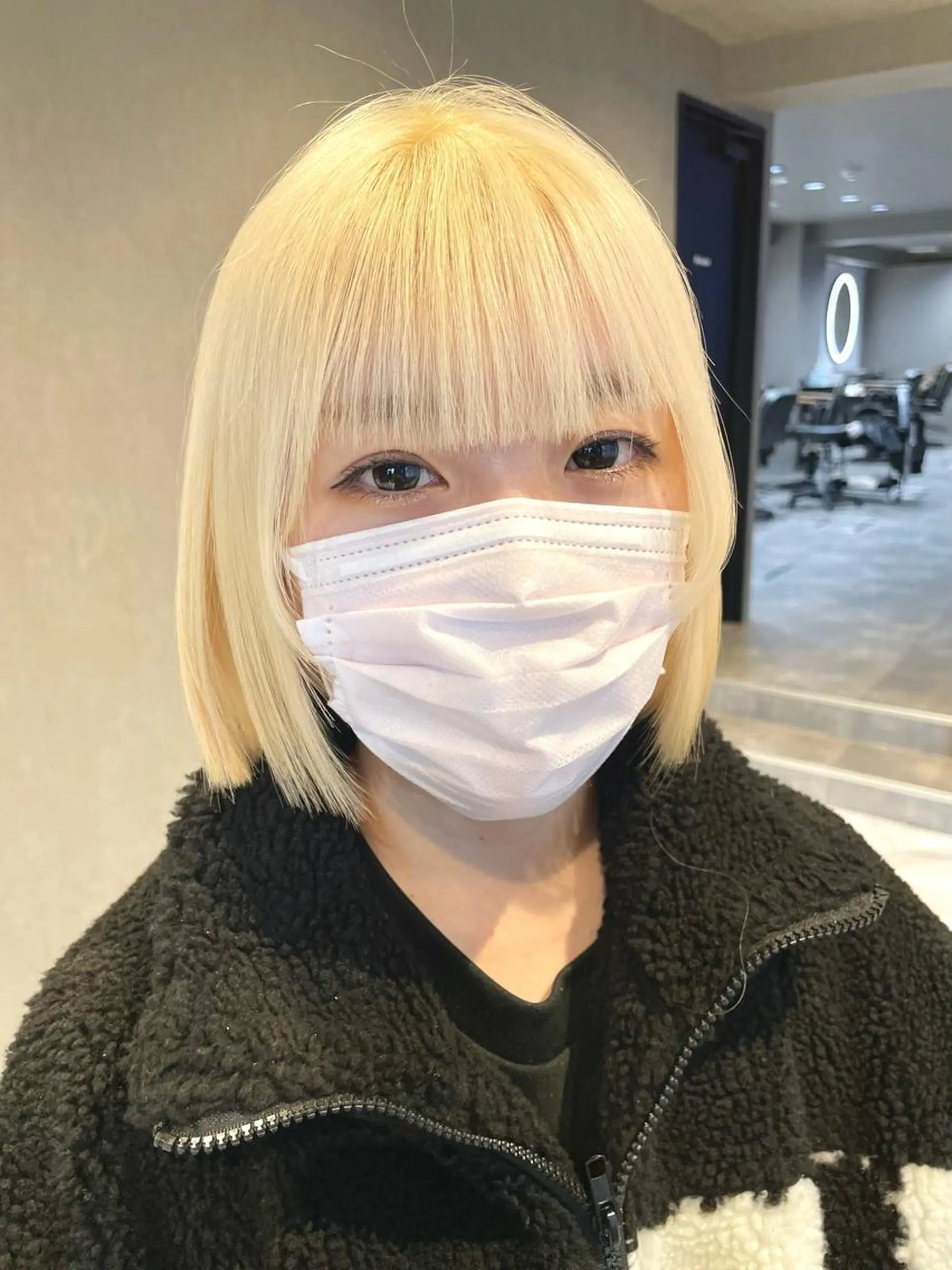 ショート カラー 抜きっぱなしブロンド ブロンド ヘアカラー トリートメント パーマ、ストパー モデル募集、ちはるのヘアスタイル