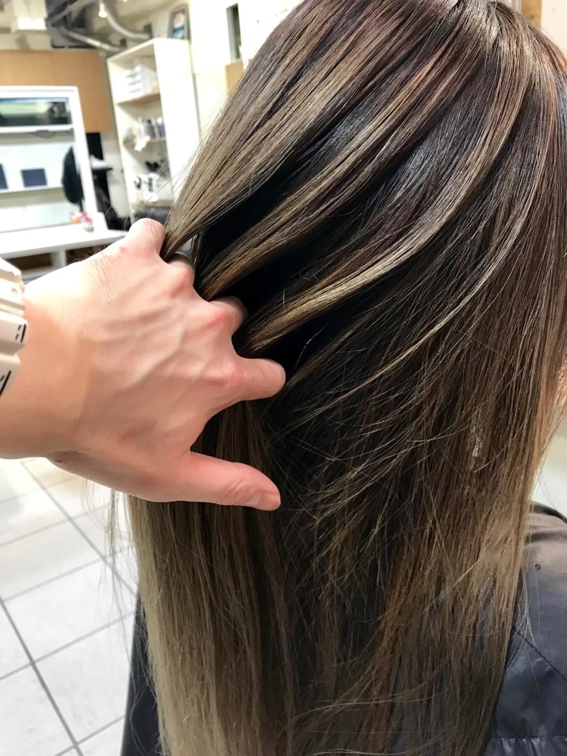 ロング 🔍髪質改善診断🔎 長山　 シュンスケのヘアスタイル