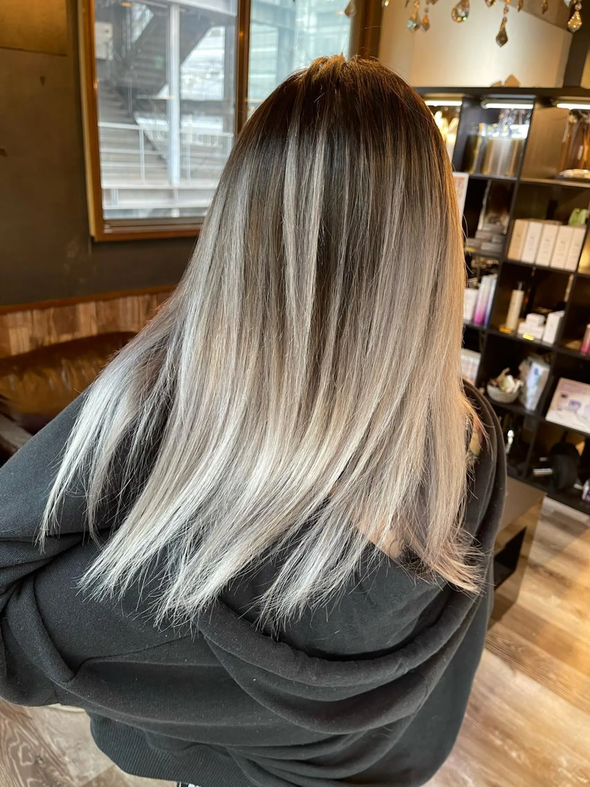 ミディアム ヘアカラー KIRA スズキ タクヤ／店長のヘアスタイル