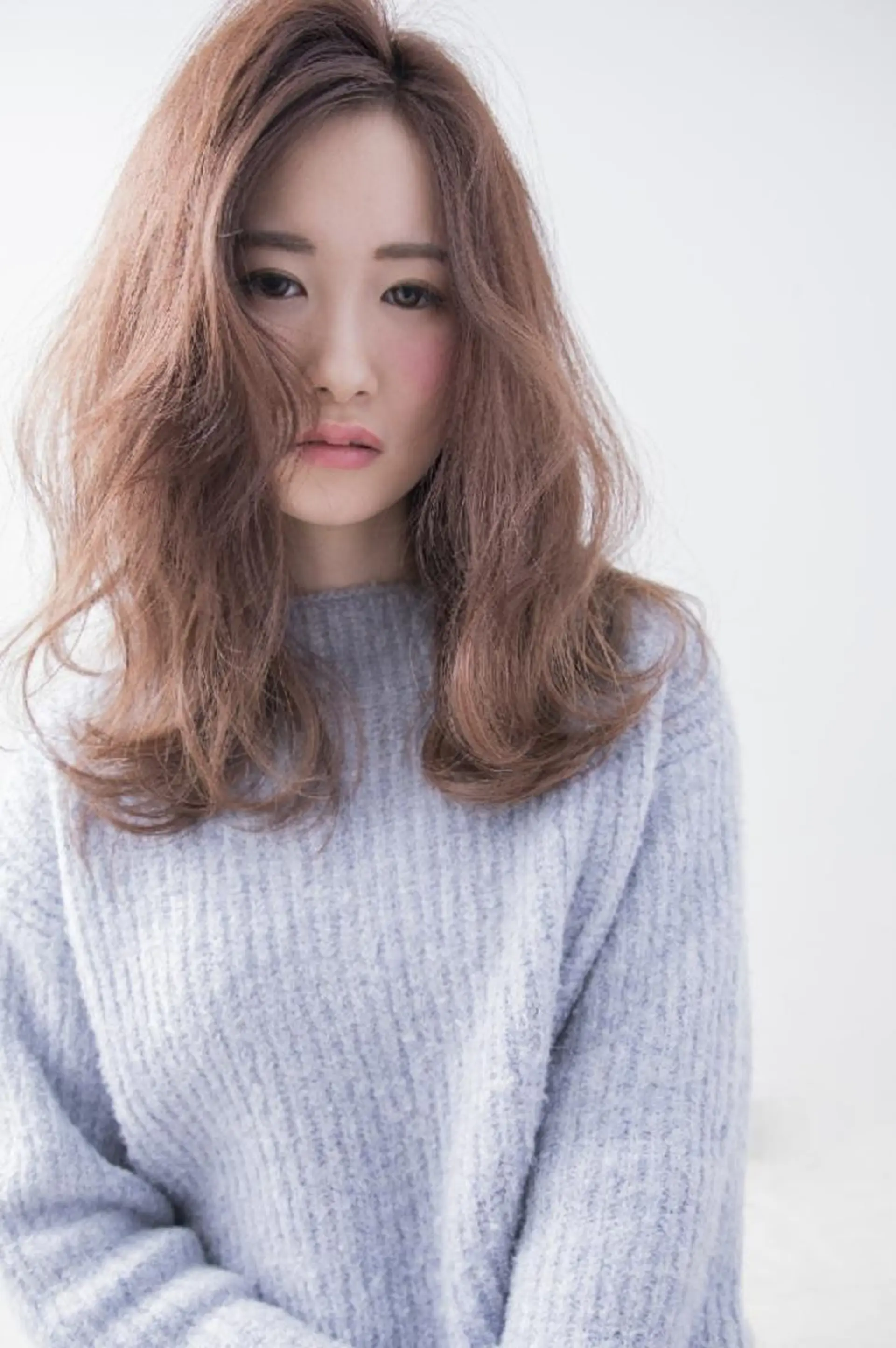 セミロング N° 秋田店【ナンバー】のヘアスタイル