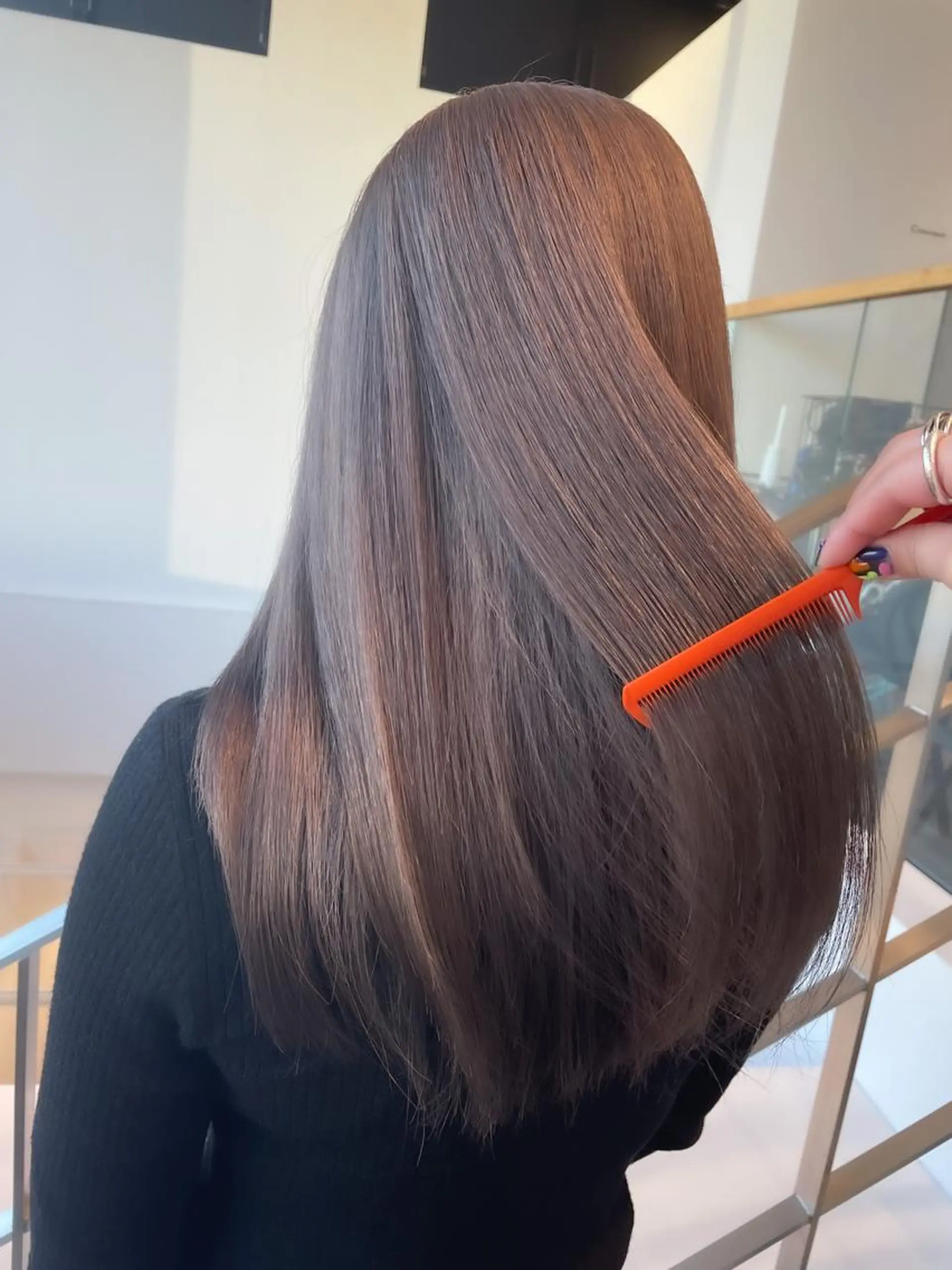 ミディアム カラー ヘアアレンジ アイブロウ ミニボブ/ブリーチ 🌈MISATOのヘアスタイル