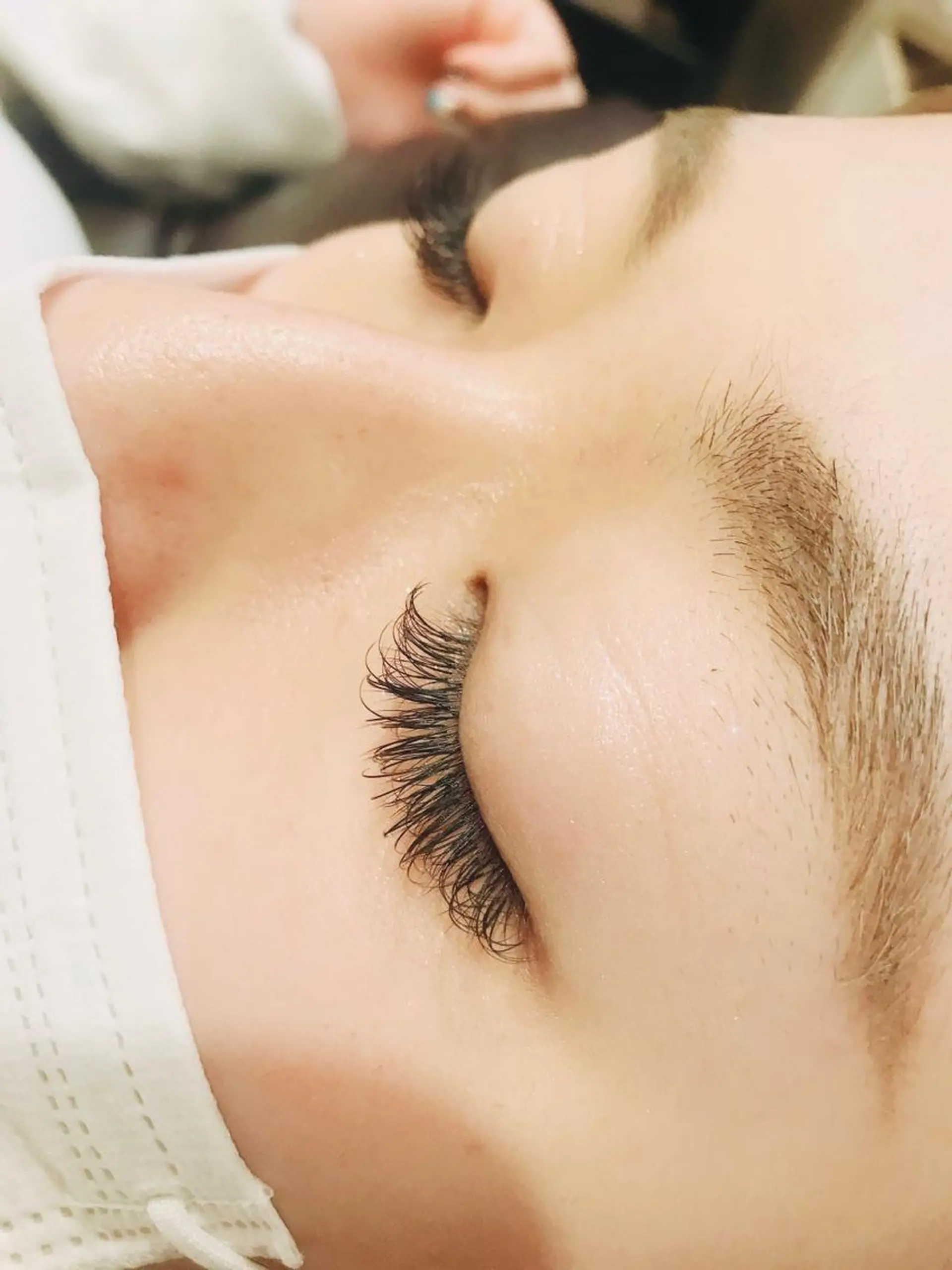 マツエク・マツパ 付け放題 バインドロック フラットラッシュ フルーヴコリーヌ所属・フルーヴコリーヌ Rieの眉毛・アイブロウイメージ