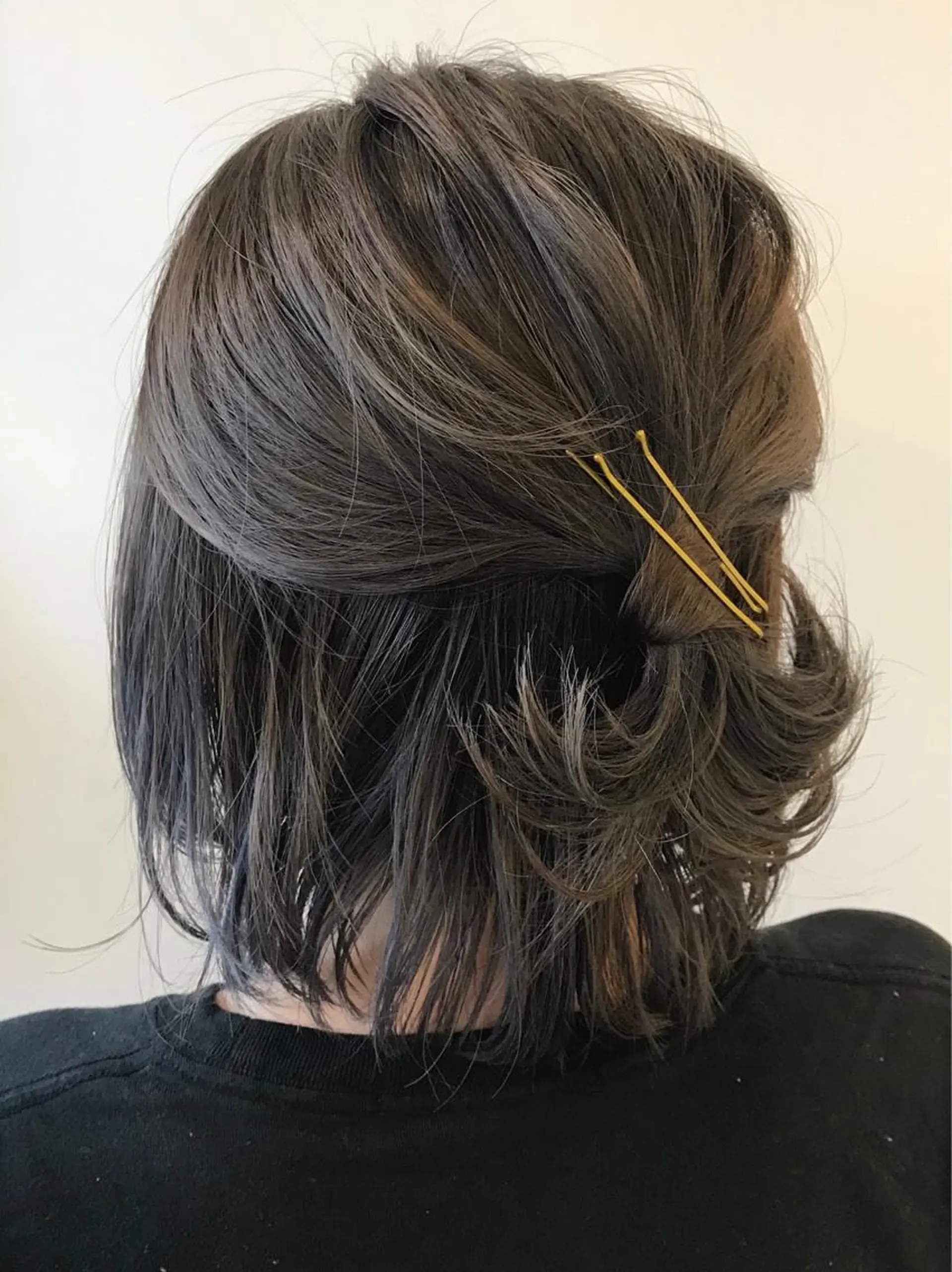 ミディアム カラー milis 知崎春奈のヘアスタイル