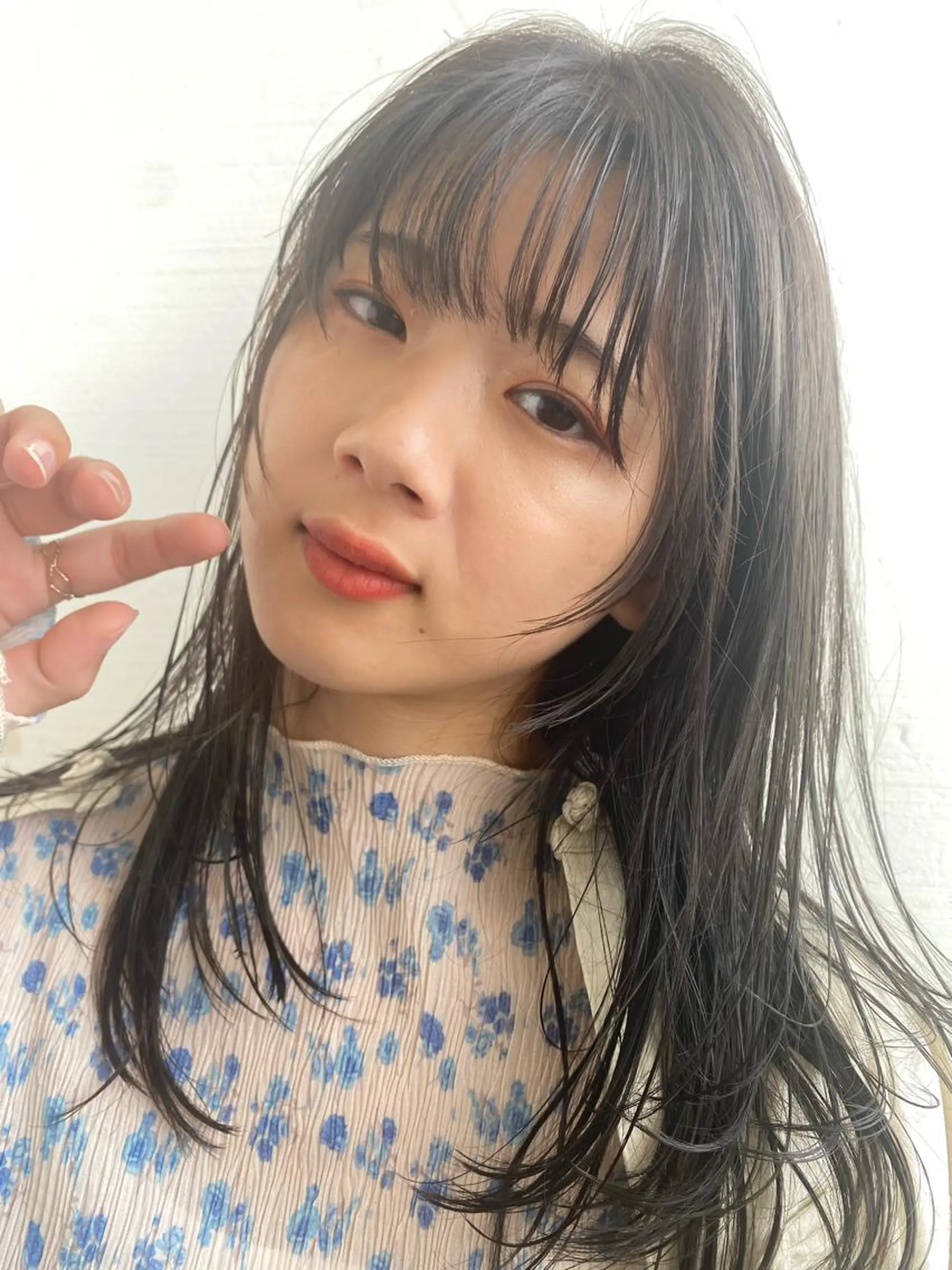 セミロング ヘアカラー トリートメント maika /layer cutのヘアスタイル