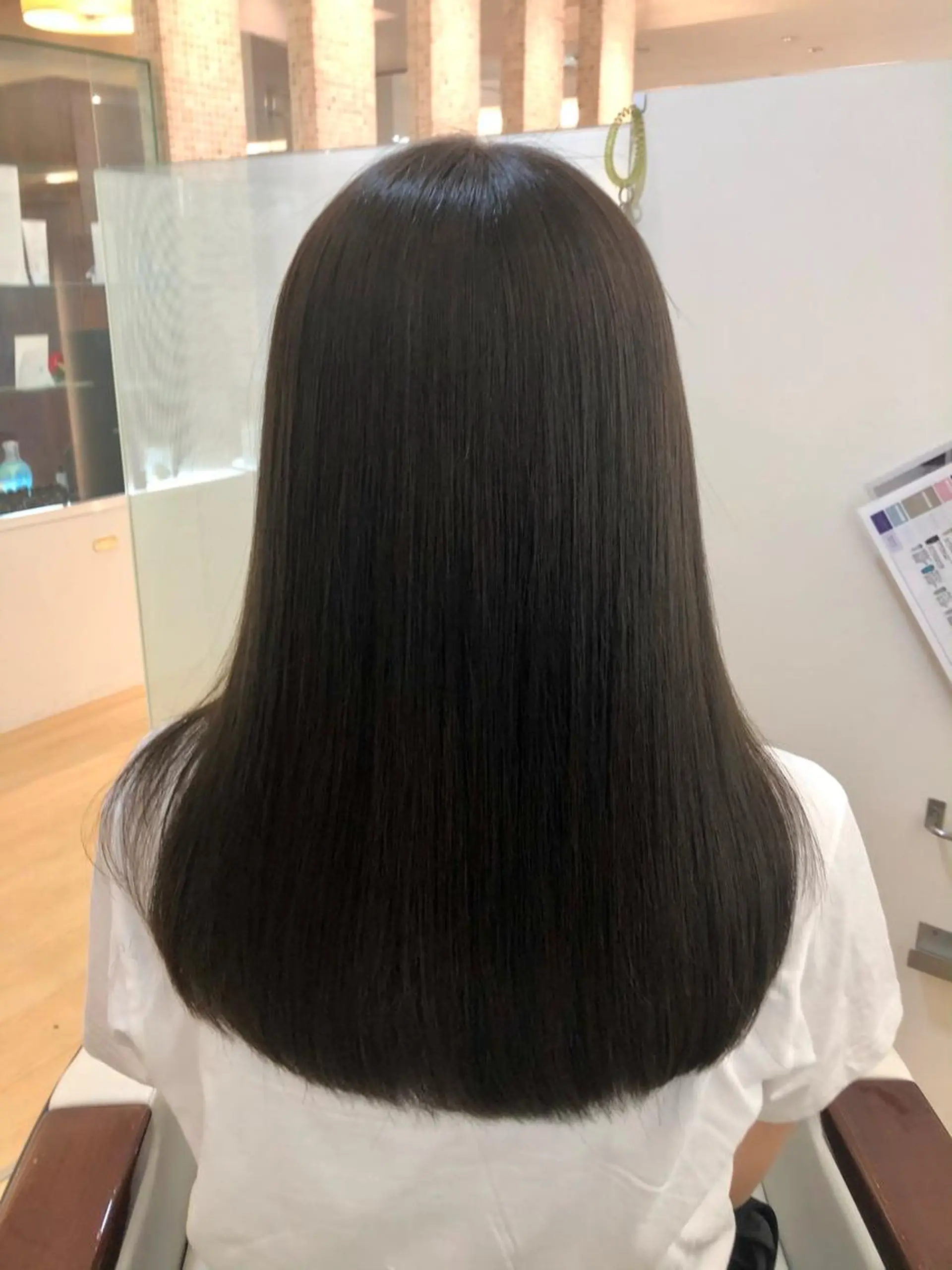 ロング 縮毛矯正 山岡 徹也のヘアスタイル