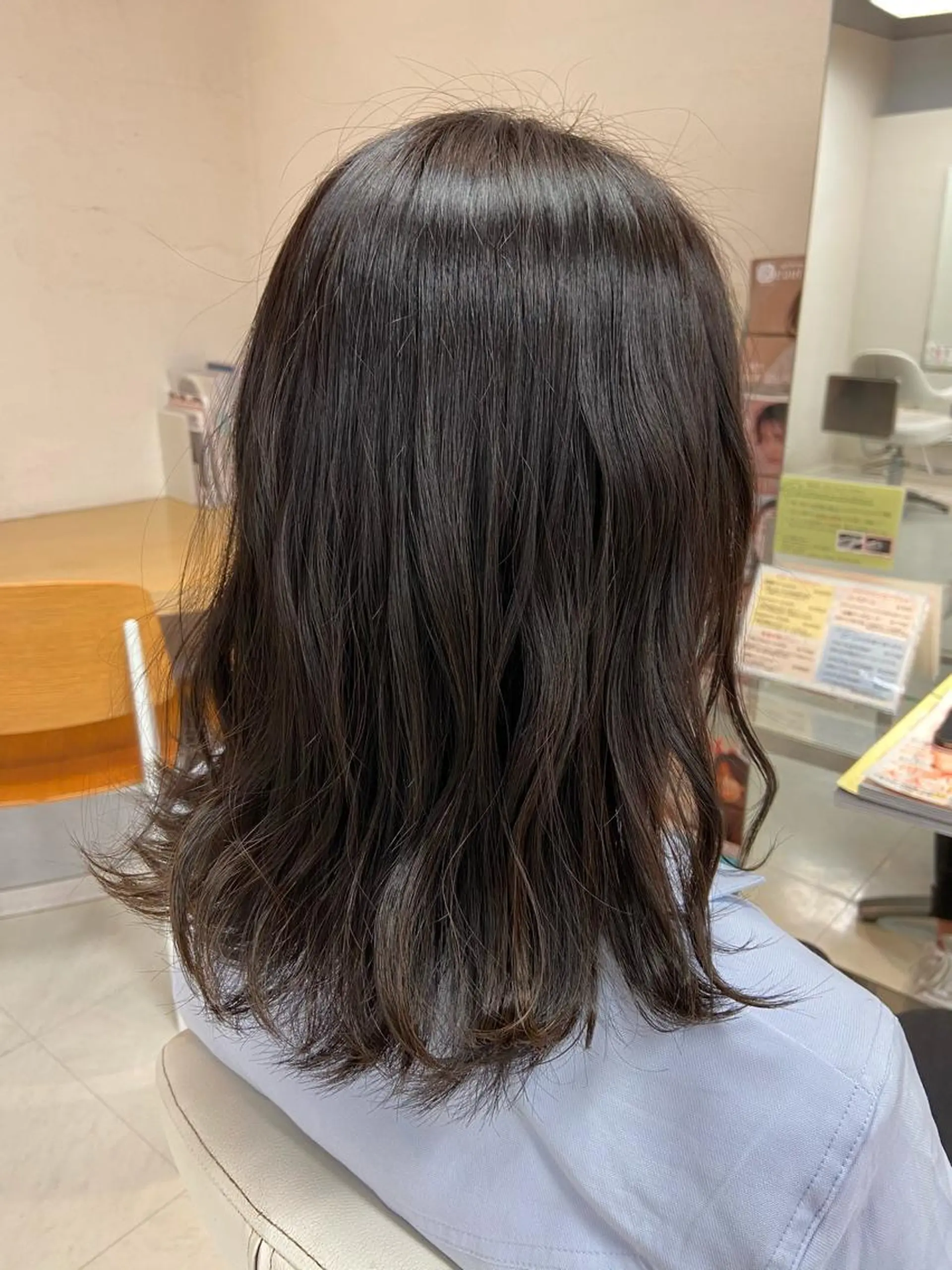 セミロング カラー ブルーカラー 菊地 美憂のヘアスタイル