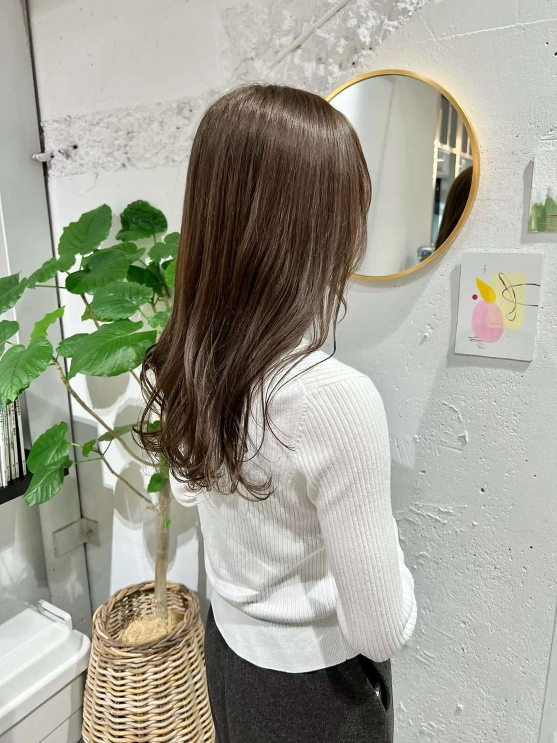 ロング カット ヘアカラー 石井 菜々のヘアスタイル