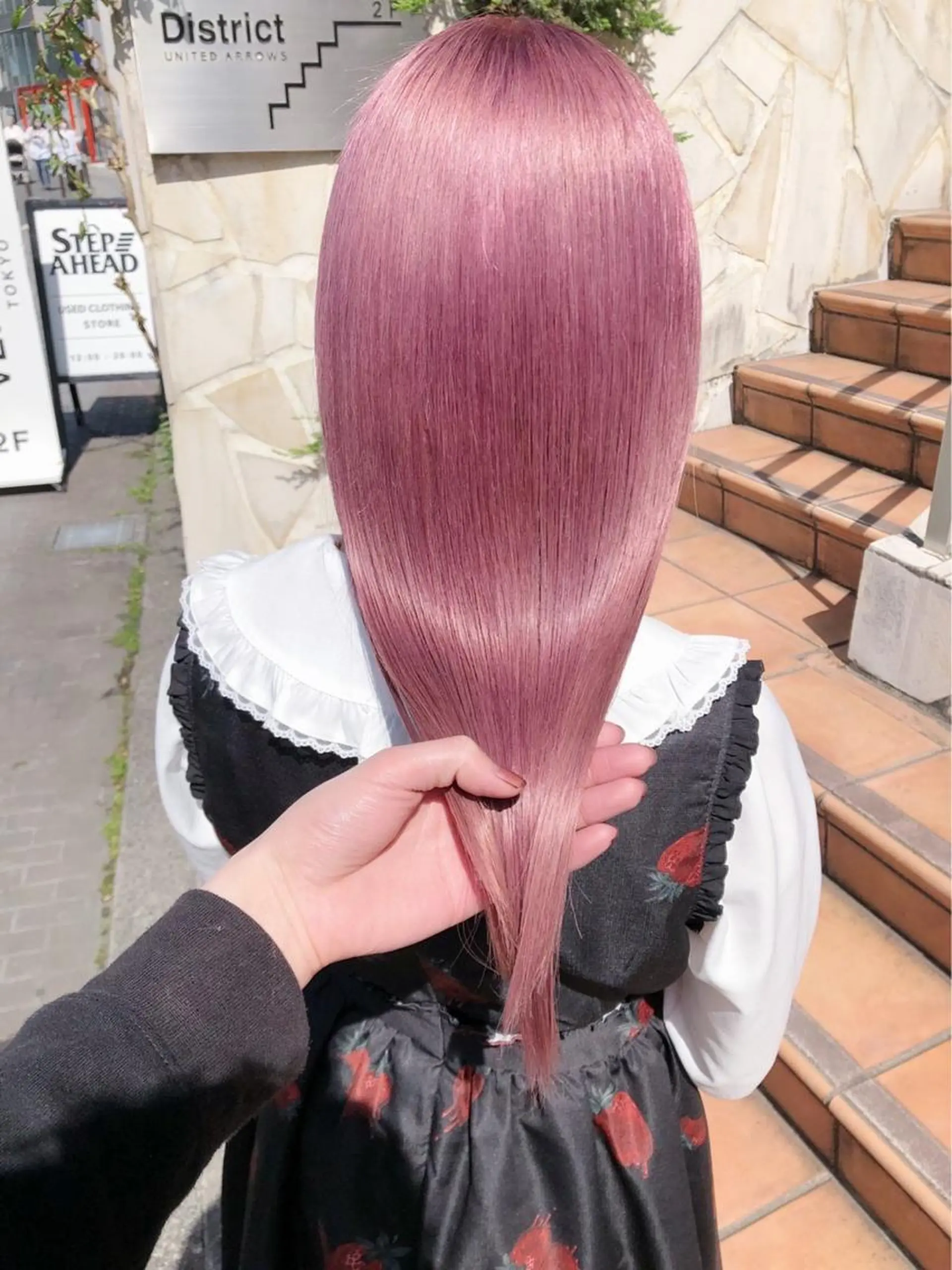 ロング カラー アッシュ アッシュグレー アッシュグレージュ バレイヤージュ ミストバング ヘアカラー トリートメント ヘアセット カットカラー特化 ⭐️代表⭐️のヘアスタイル