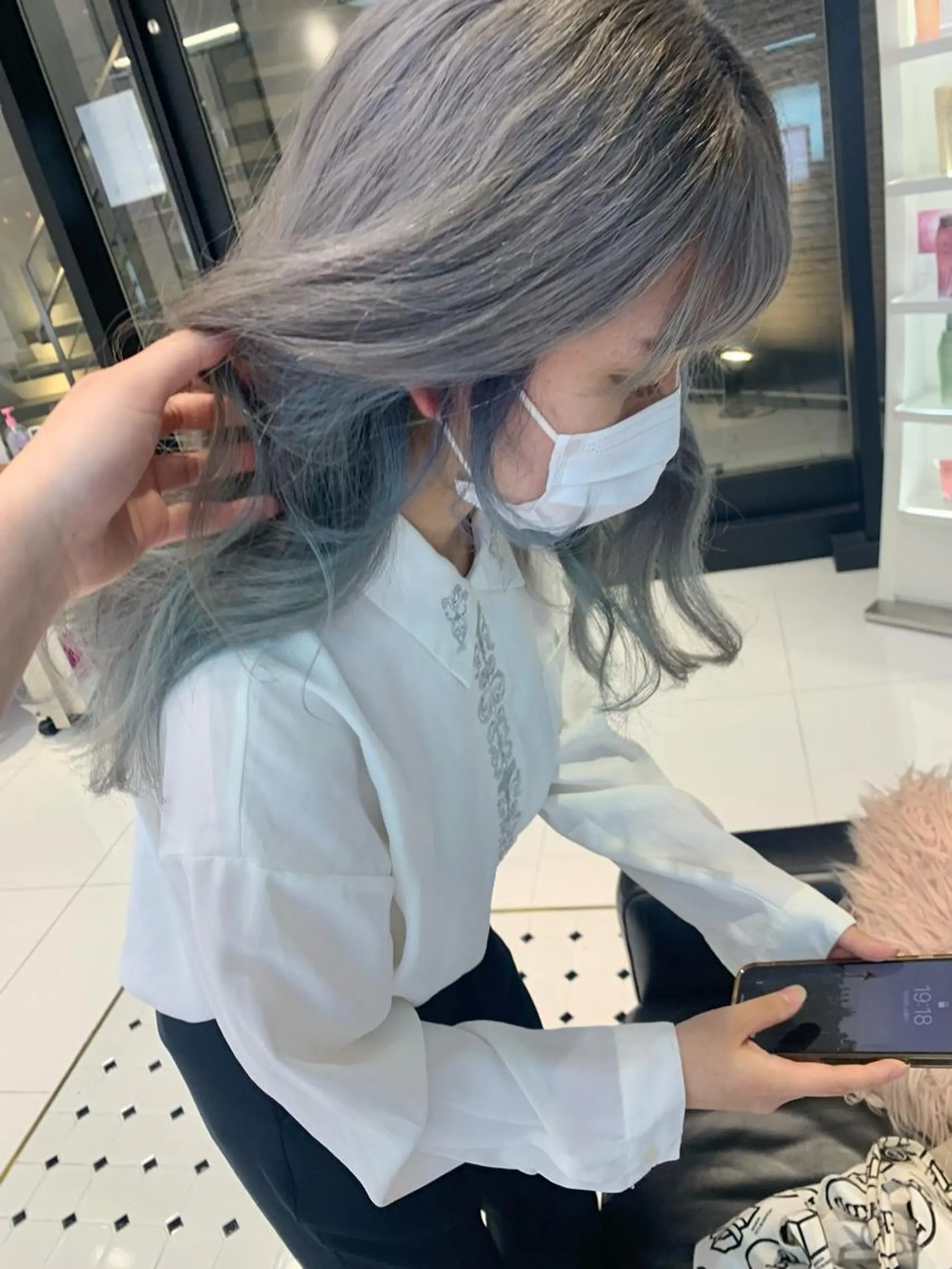 ロング カラー ヘアアレンジ ブルーカラー おくれ毛 ハッシュカット/ 韓国ヘア☽⋰mahoのヘアスタイル