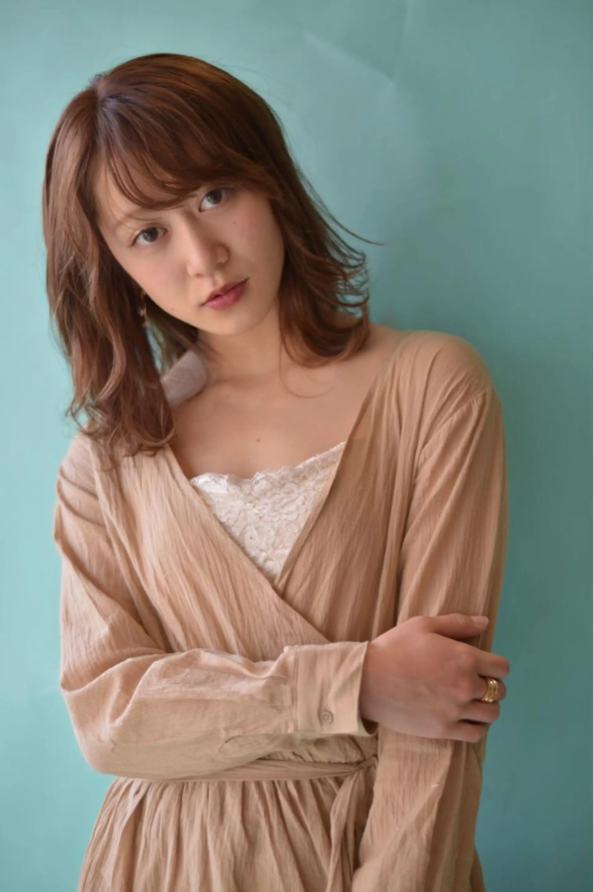 セミロング カラー GLROW haruhiのヘアスタイル