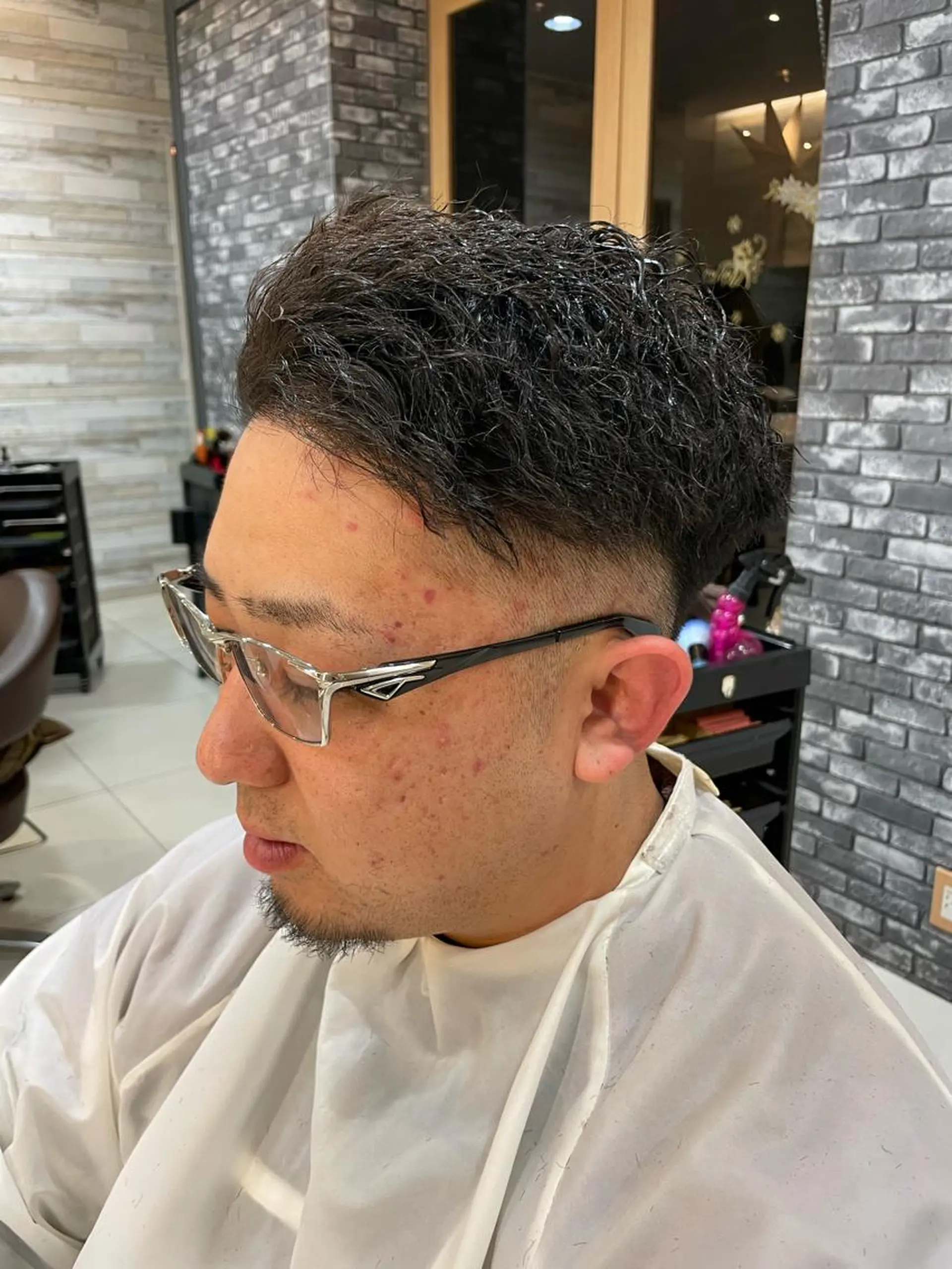 パーマ メンズ ザクザクレイヤー 🍀/ブリーチ/小田のヘアスタイル