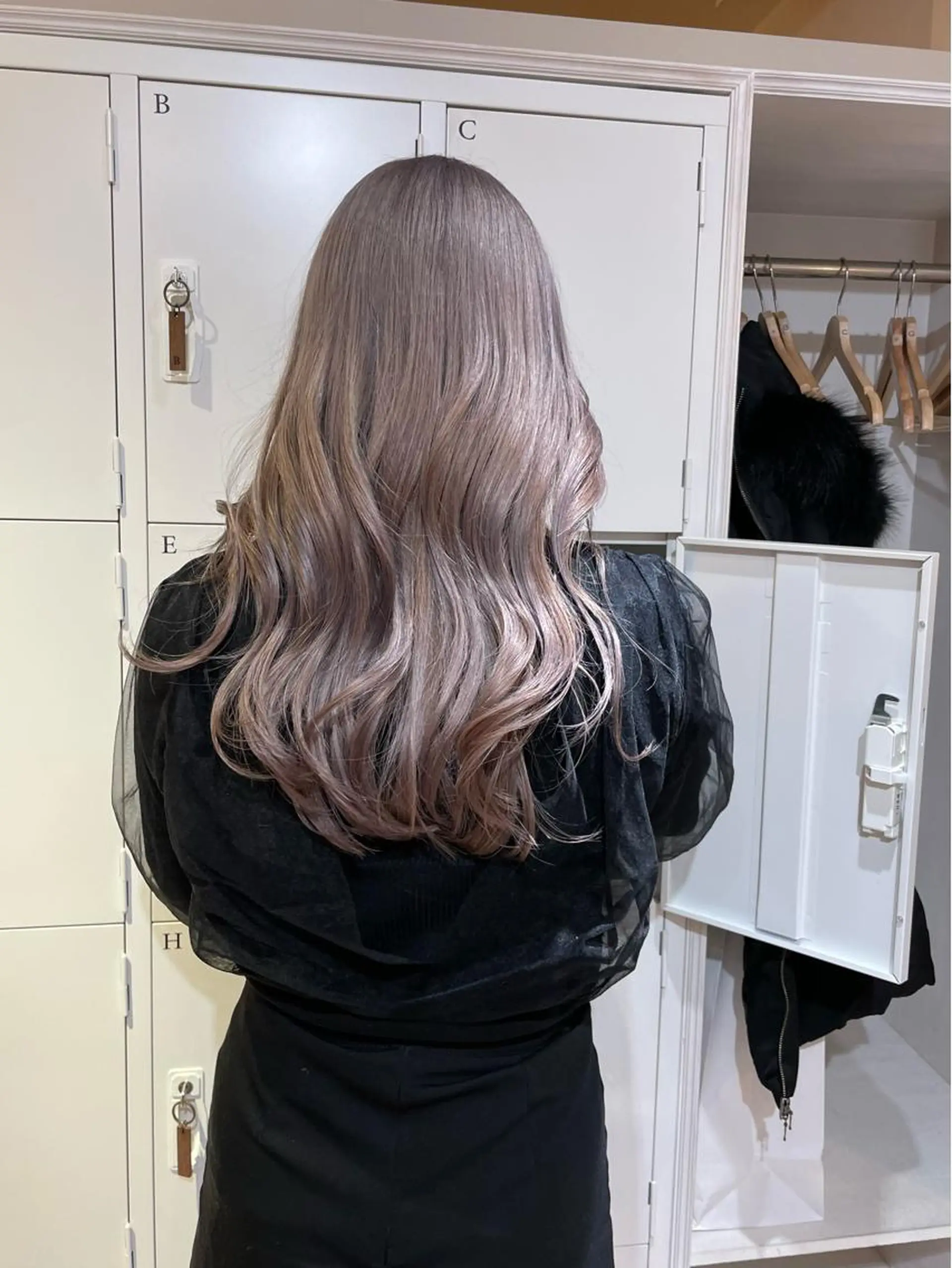 ロング カラー カット ヘアカラー akane .のヘアスタイル