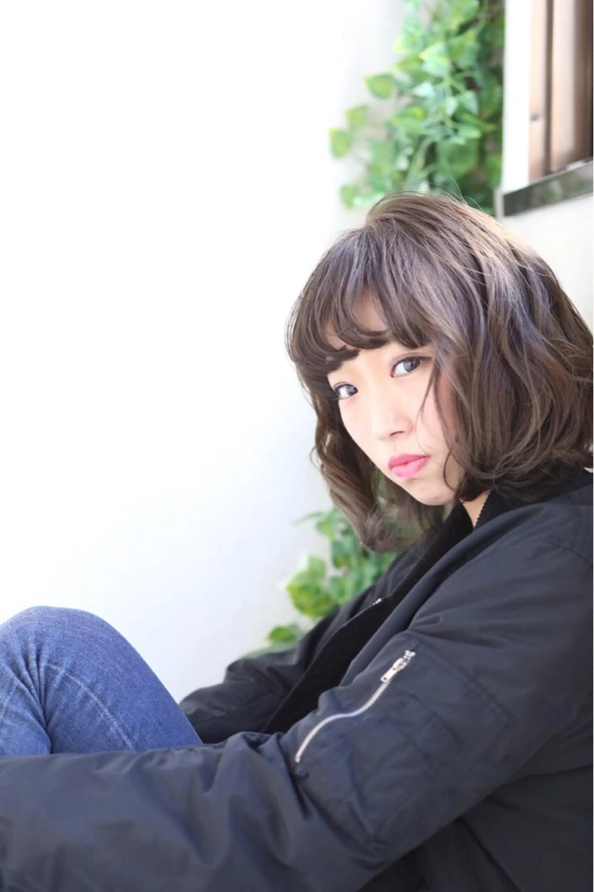 ミディアム カラー パーマ アッシュ ボブ ハイトーン特化🤍 浦住のヘアスタイル