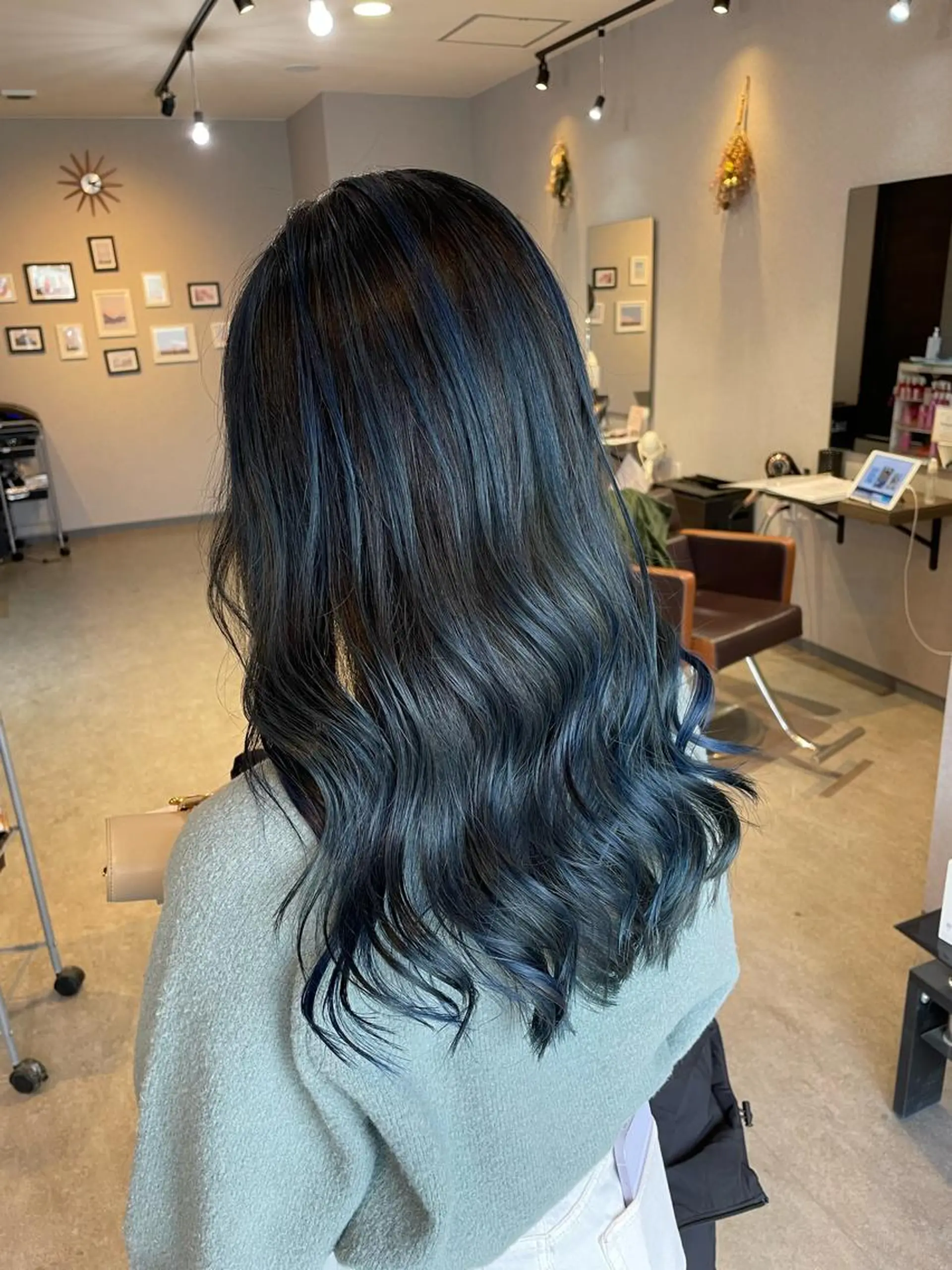 セミロング カラー カット 縮毛矯正 トリートメント 山本 貴弘のヘアスタイル