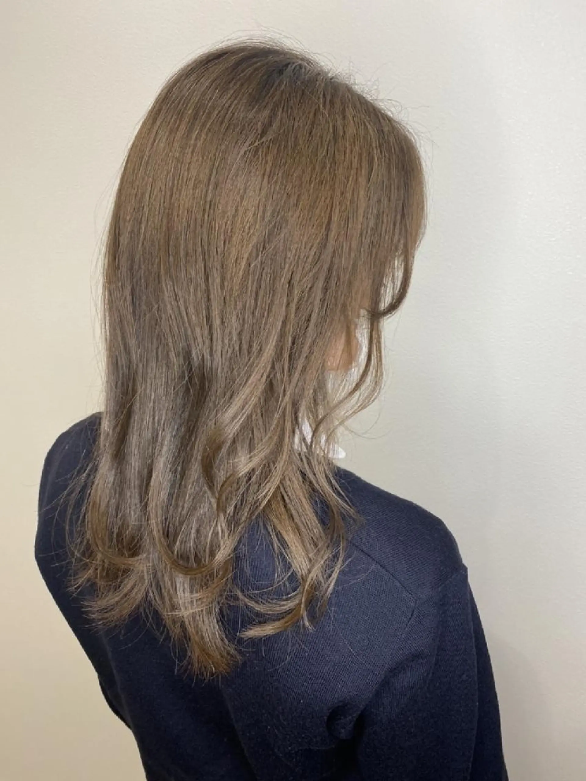 セミロング カット ヘアカラー APPEL hair＆eyelash所属・APPEL / fujiiのヘアスタイル