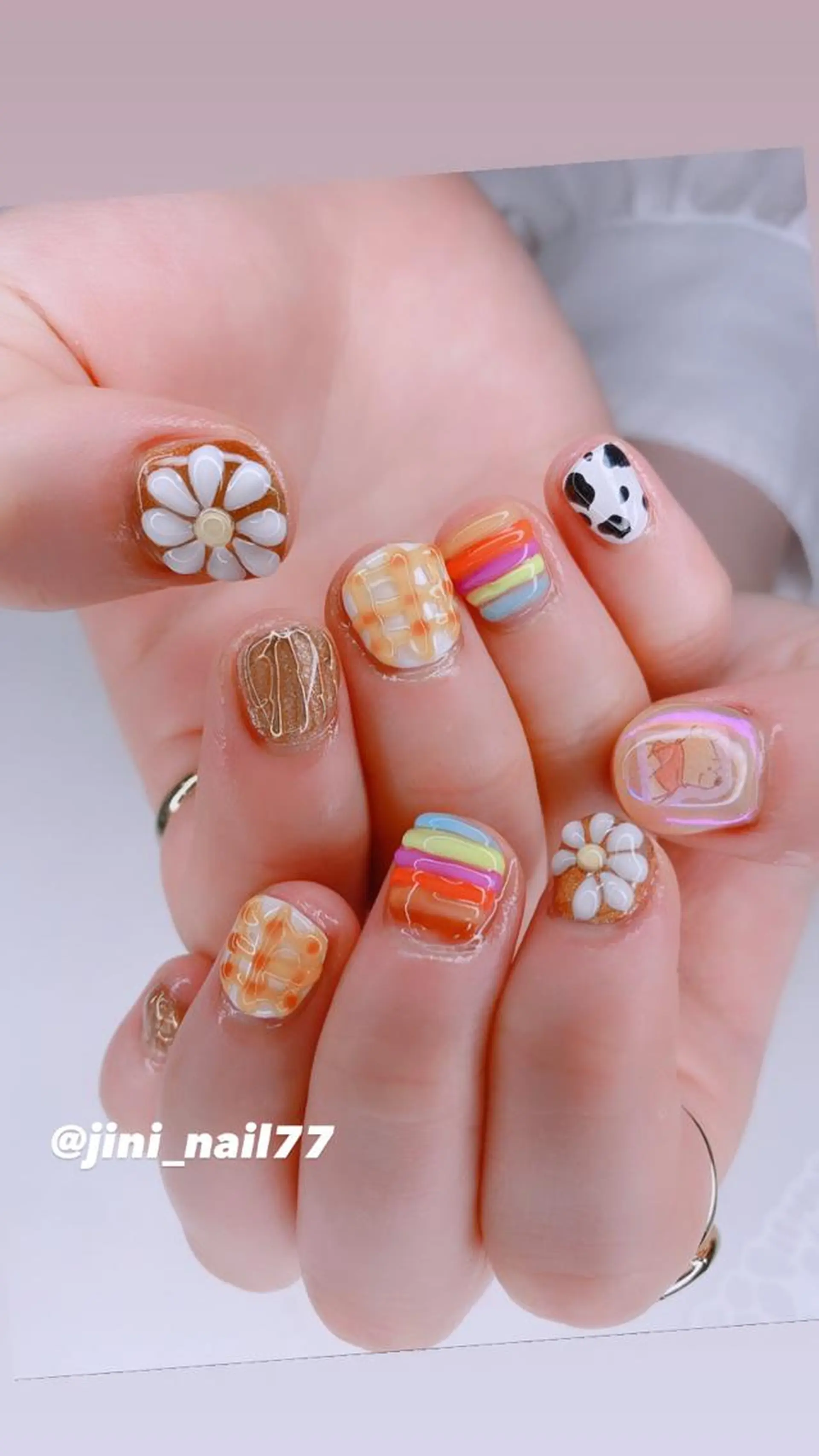 ネイル ハンドネイル JINI NAIL所属・ジニ ネイルのネイルデザイン